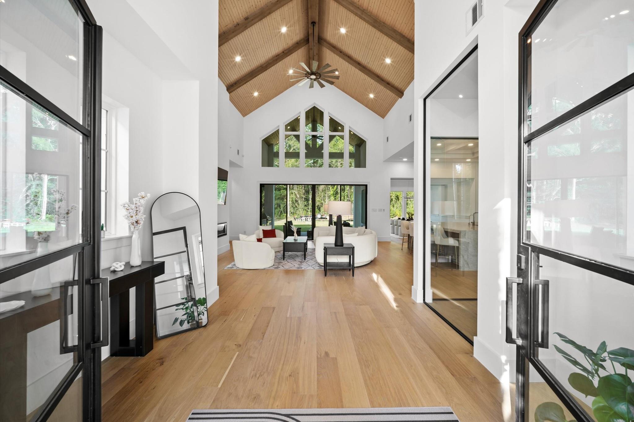 437 Sundog Road
