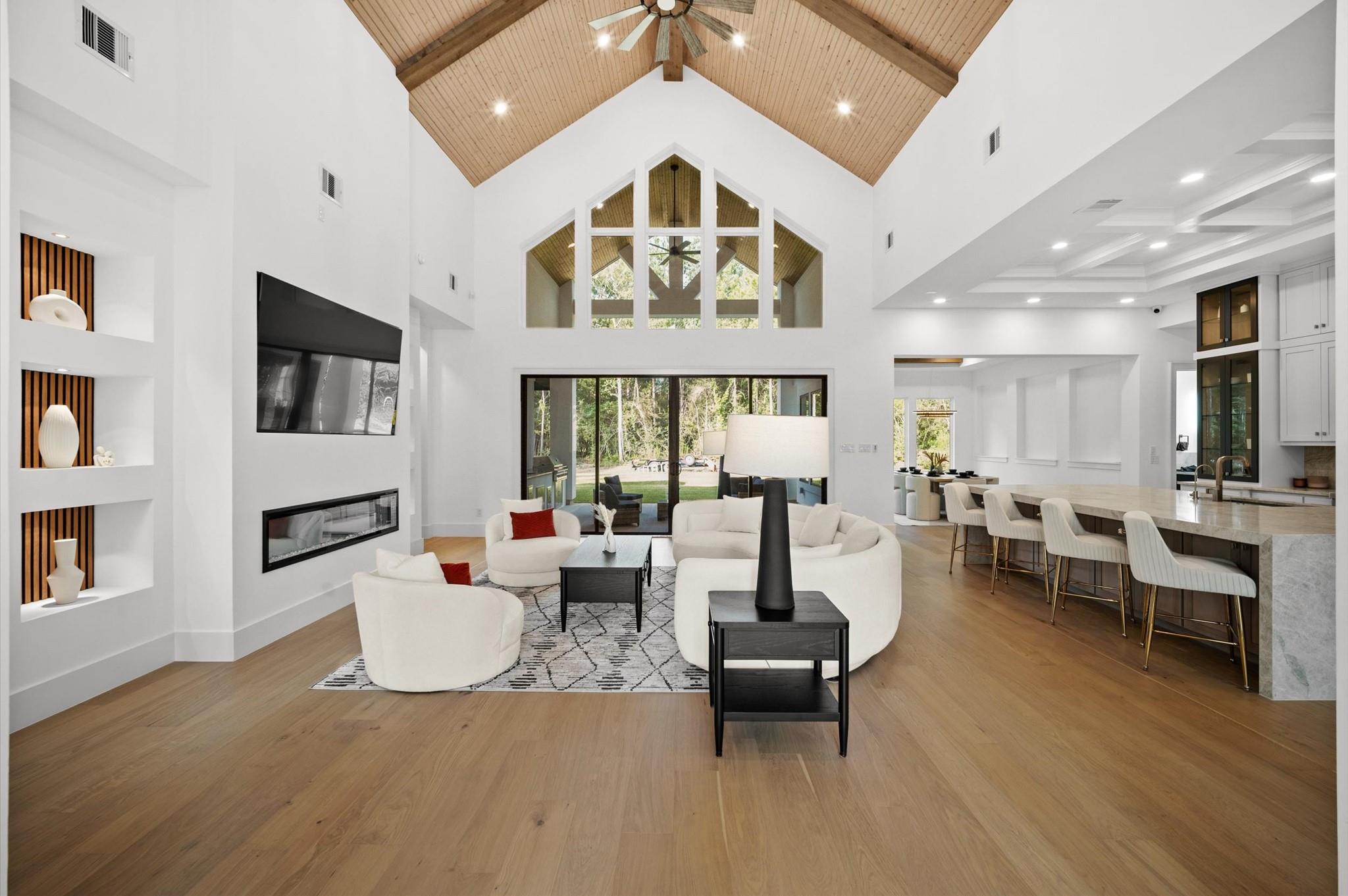 437 Sundog Road