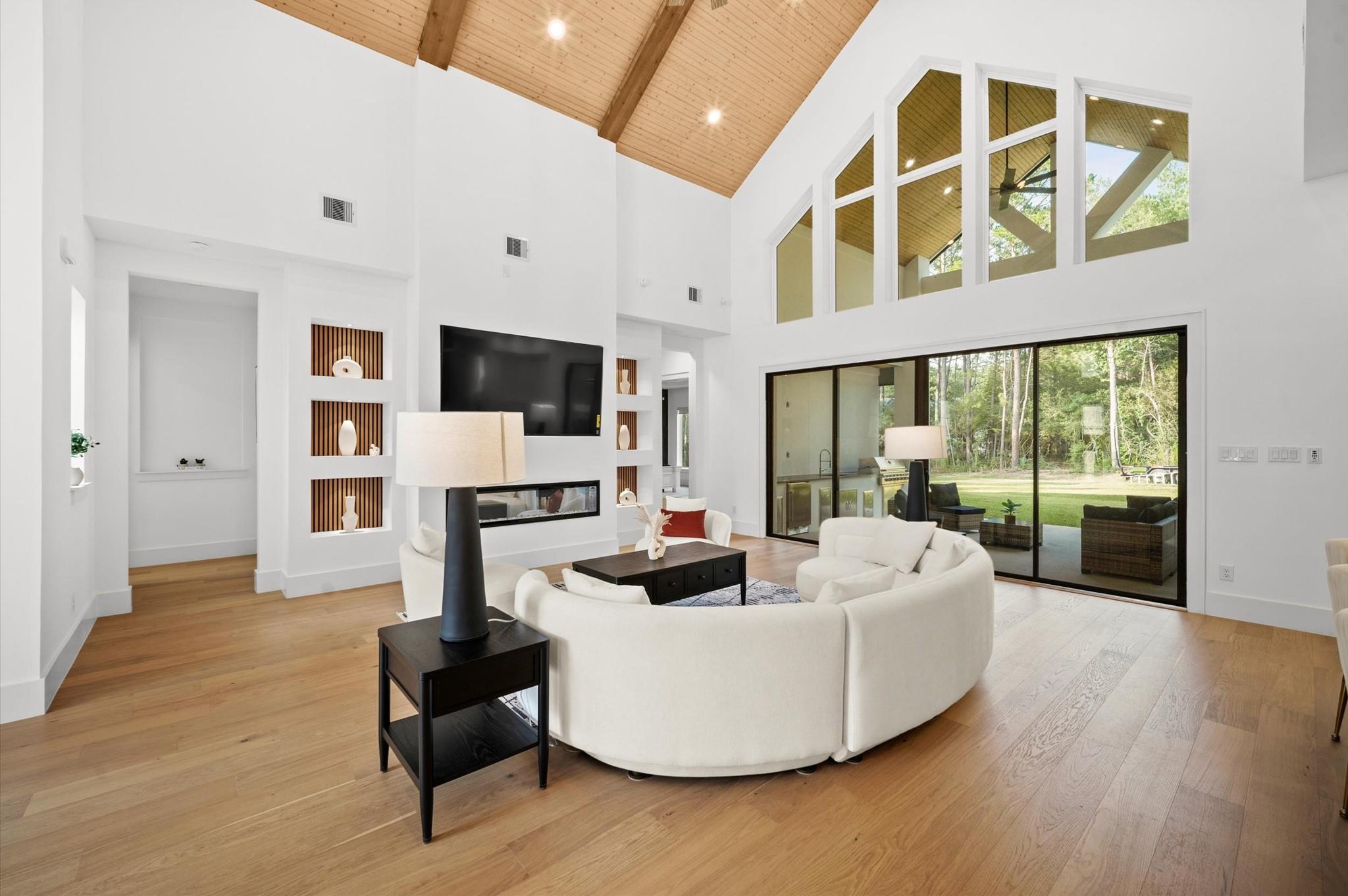 437 Sundog Road