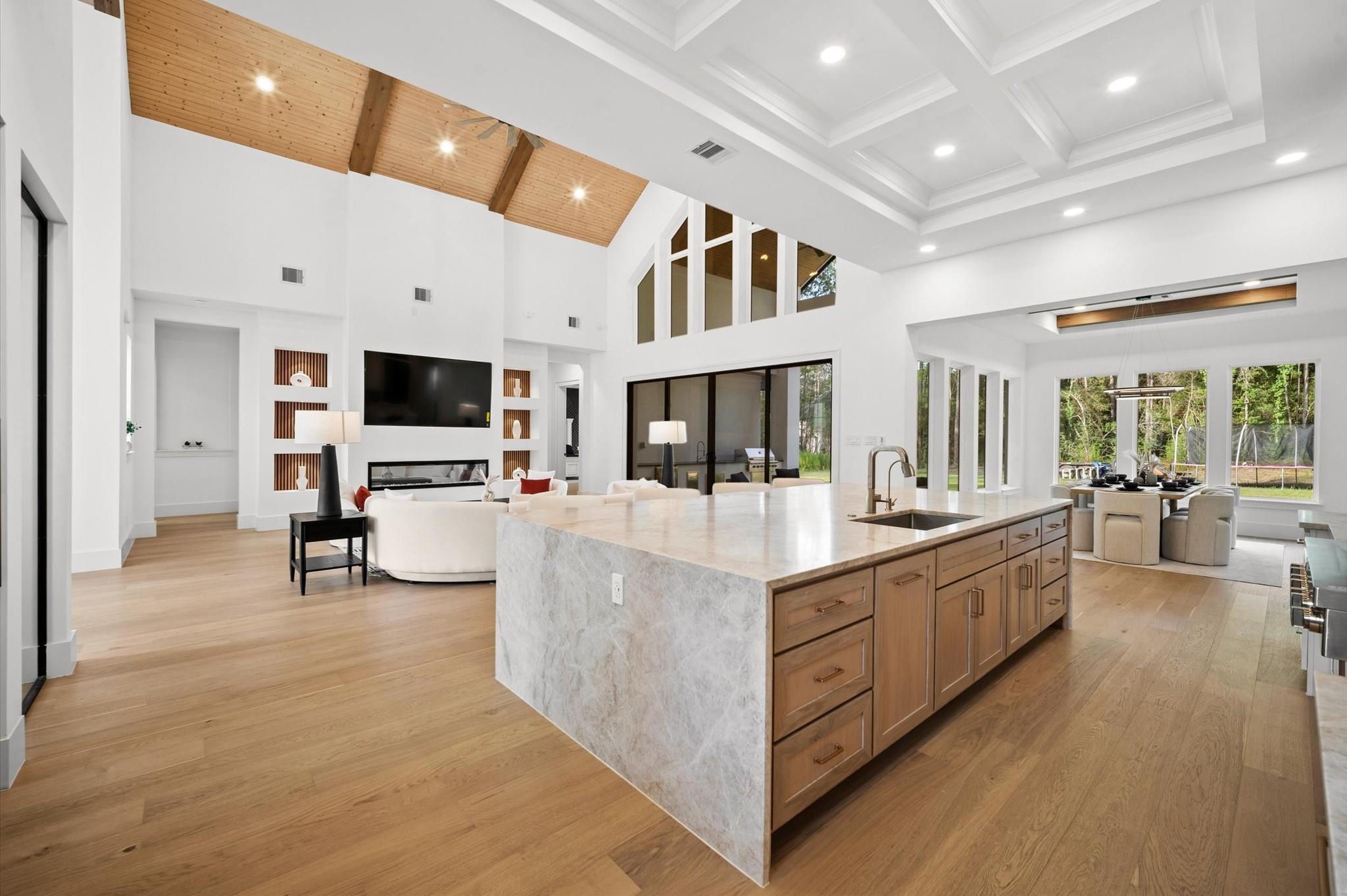 437 Sundog Road