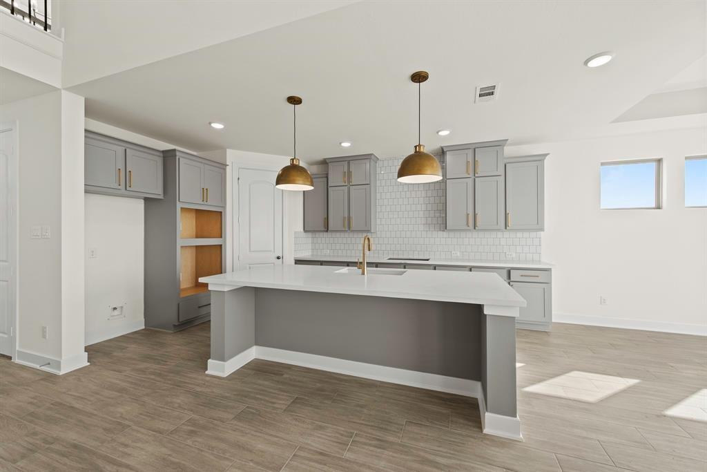 2722 Sweet Honey Lane