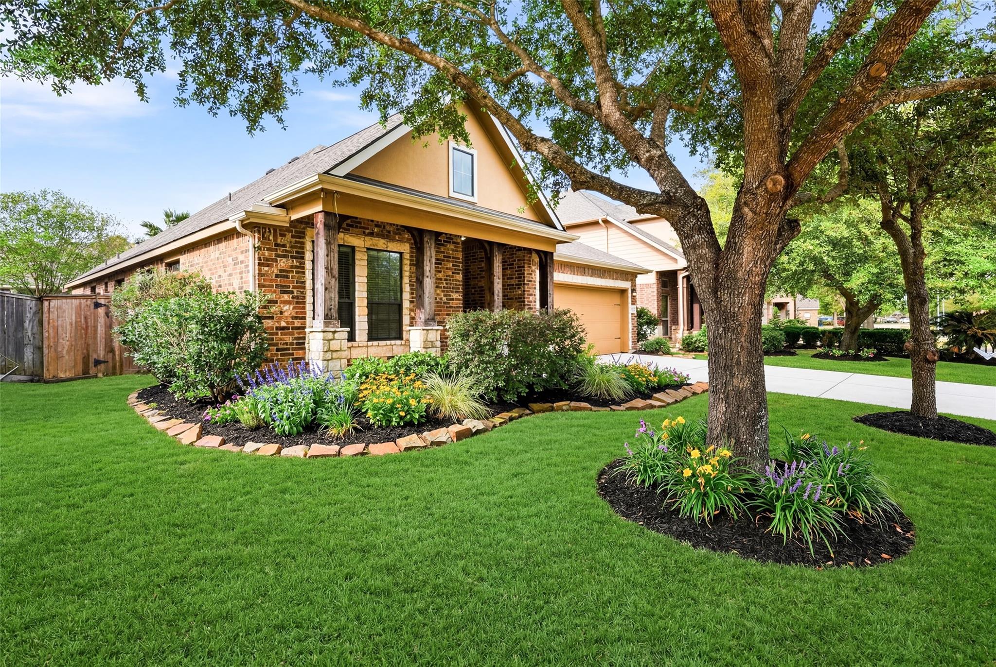 24039 Via Renata Dr