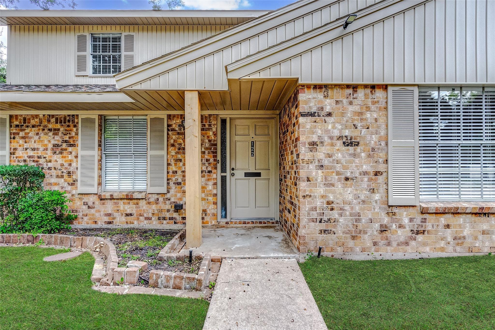 122 Camellia Street