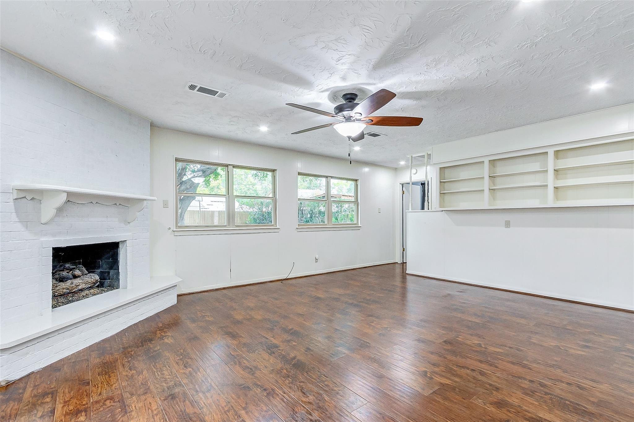 122 Camellia Street