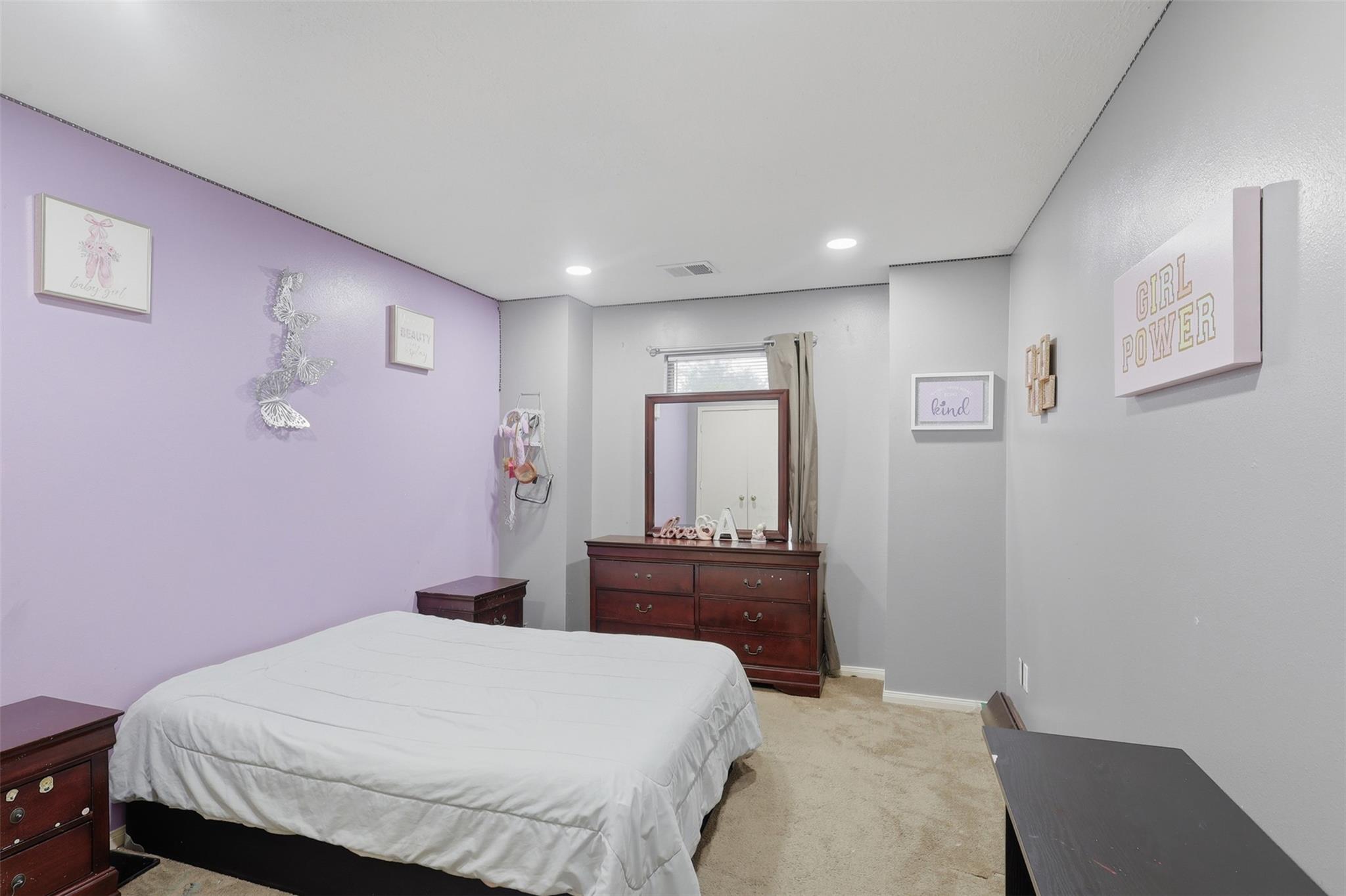 1112 Willersley Lane