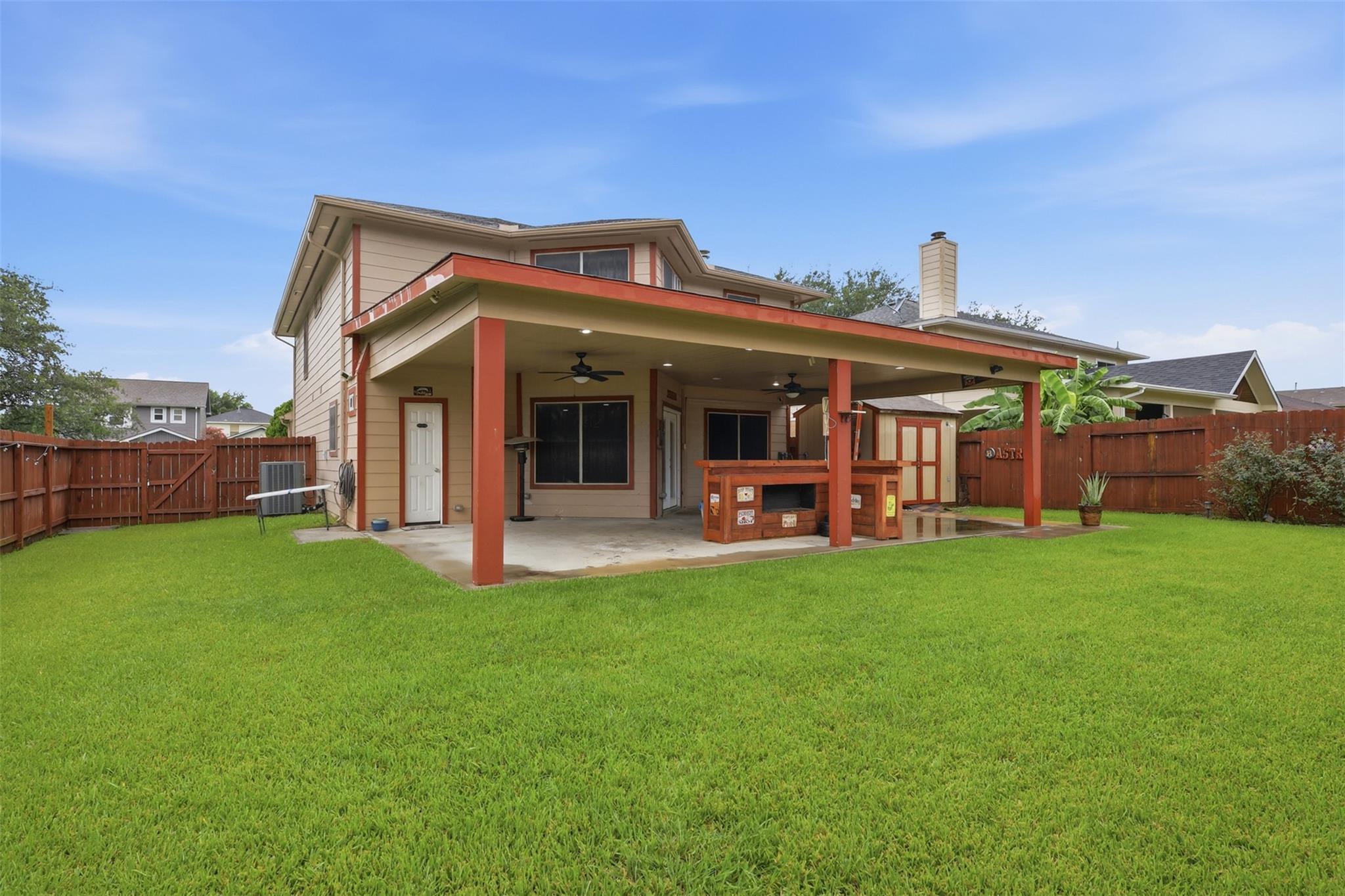 1112 Willersley Lane