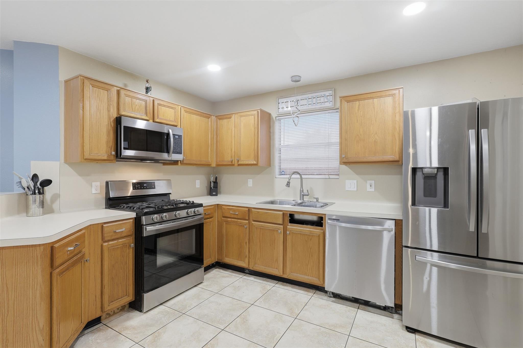 1112 Willersley Lane