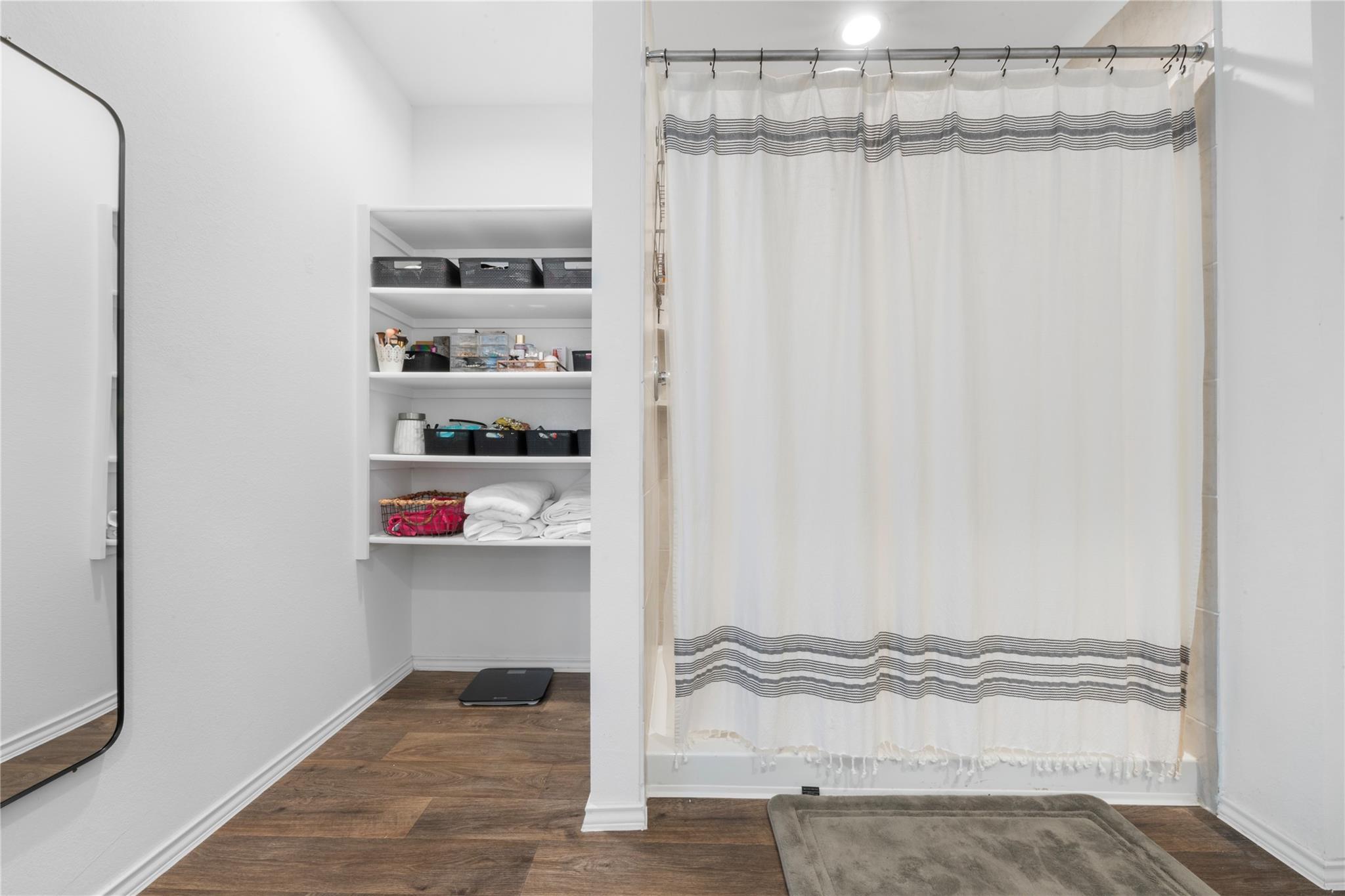 5146 Moonlit Garden Lane