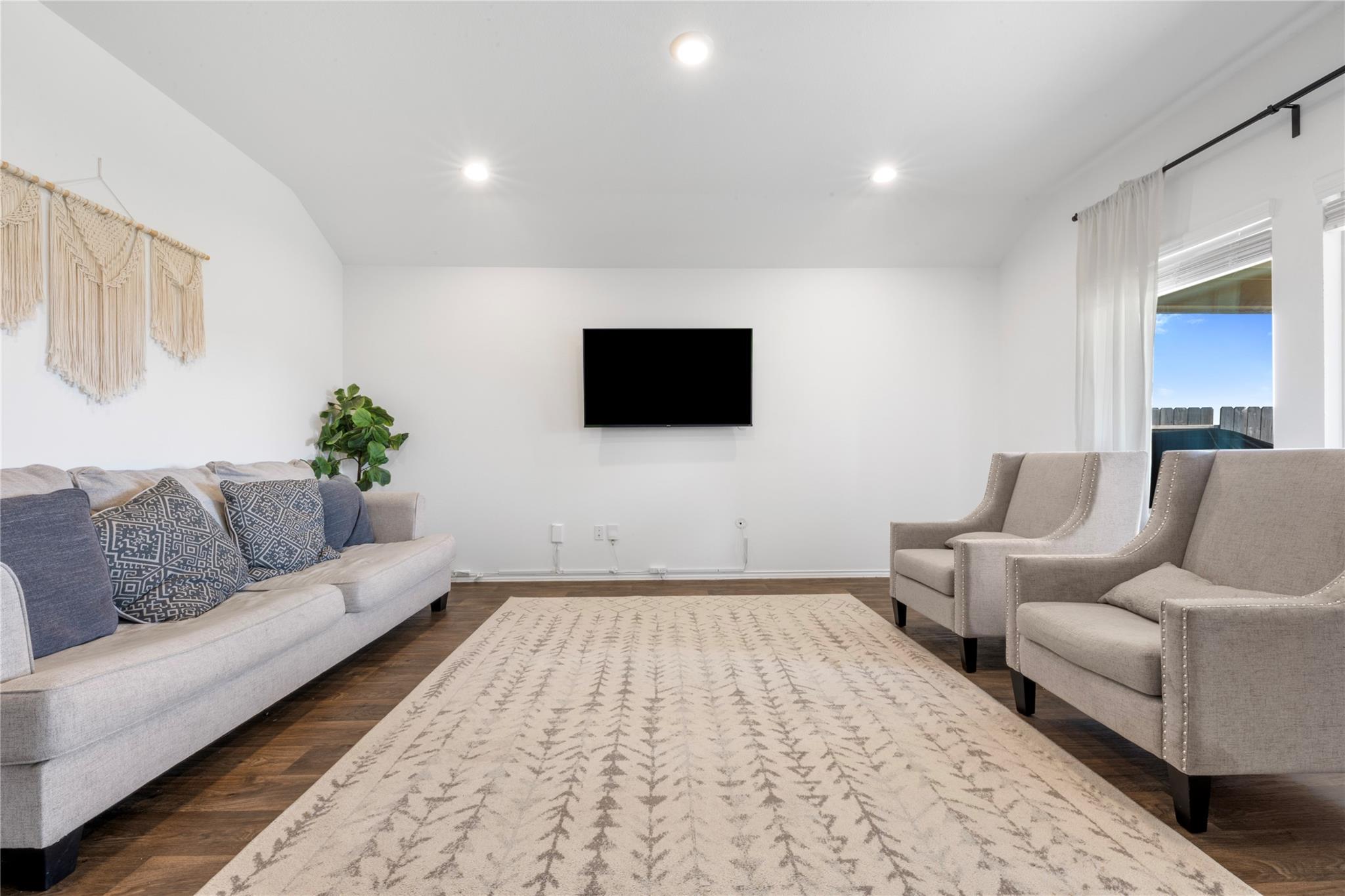 5146 Moonlit Garden Lane