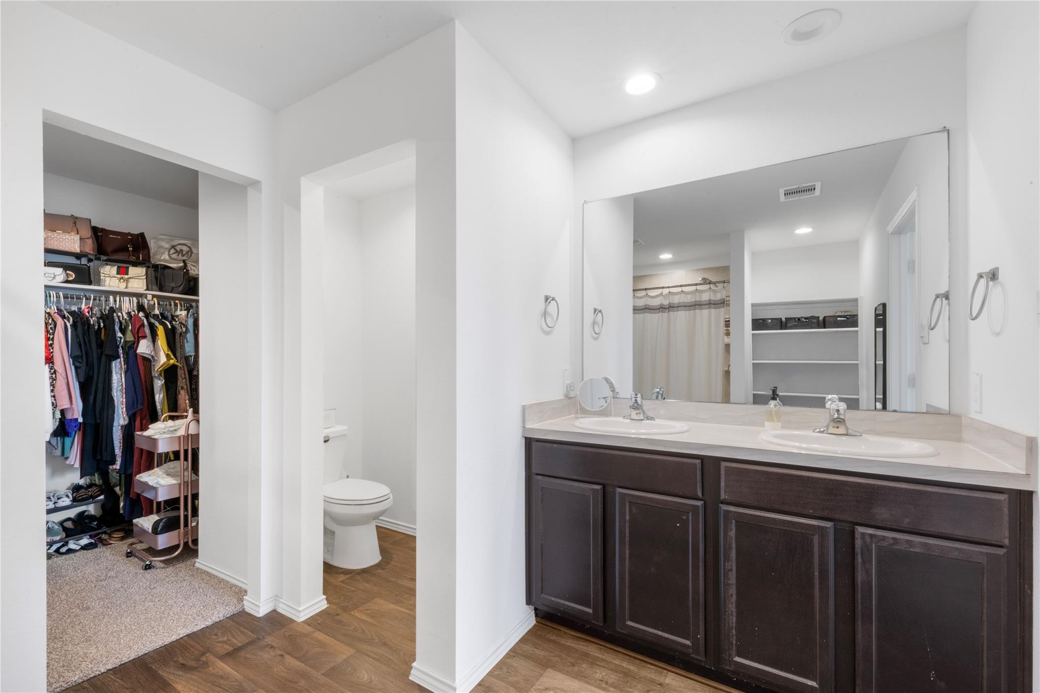 5146 Moonlit Garden Lane