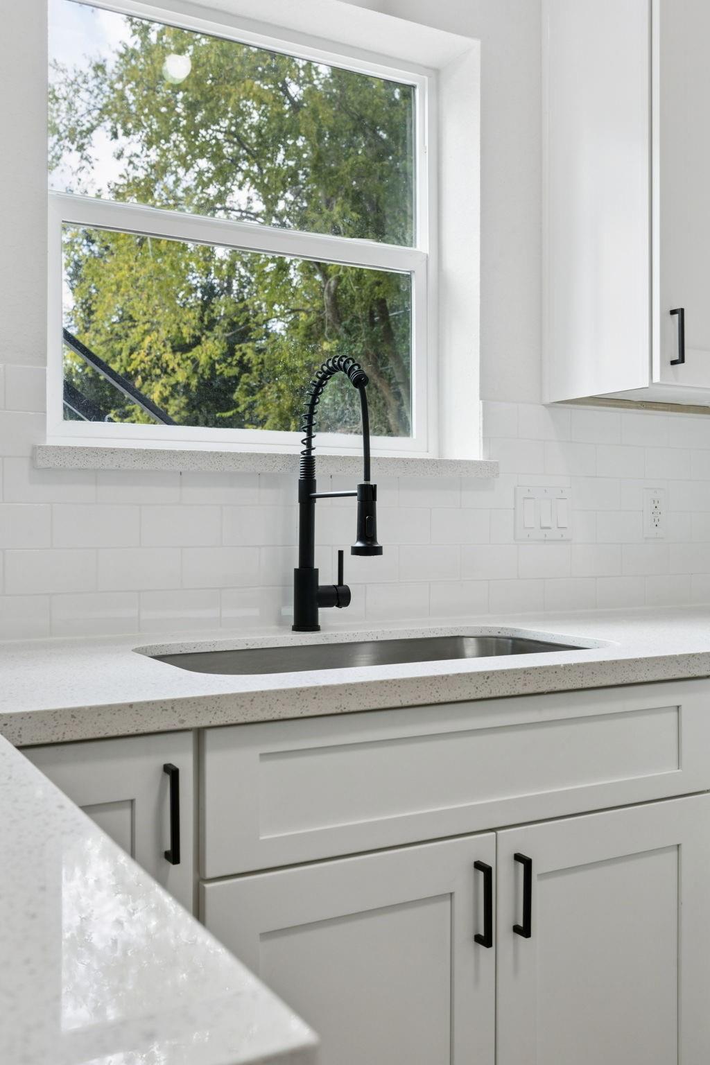 301 Cartersville Street