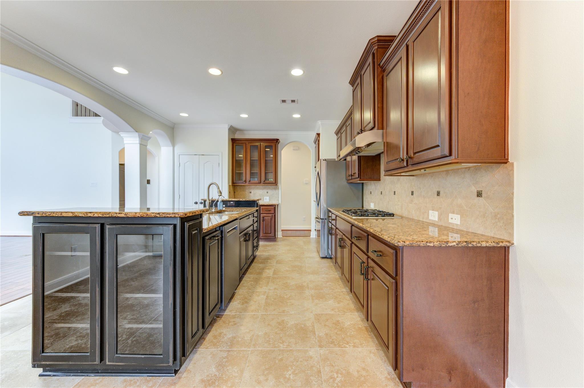 1335 Altavilla Lane