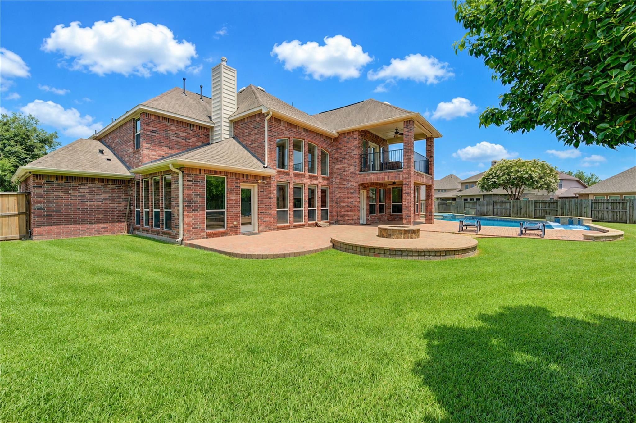 1335 Altavilla Lane