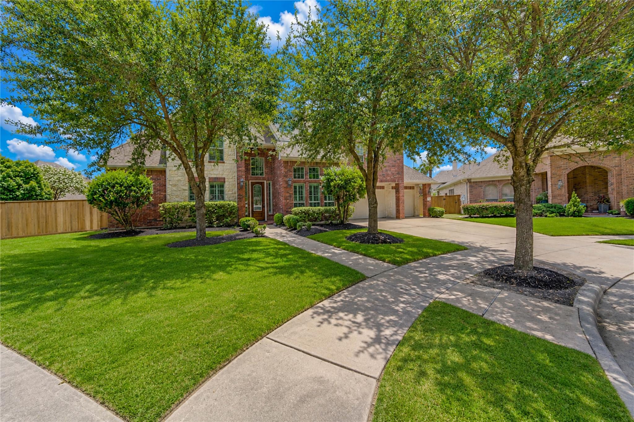 1335 Altavilla Lane