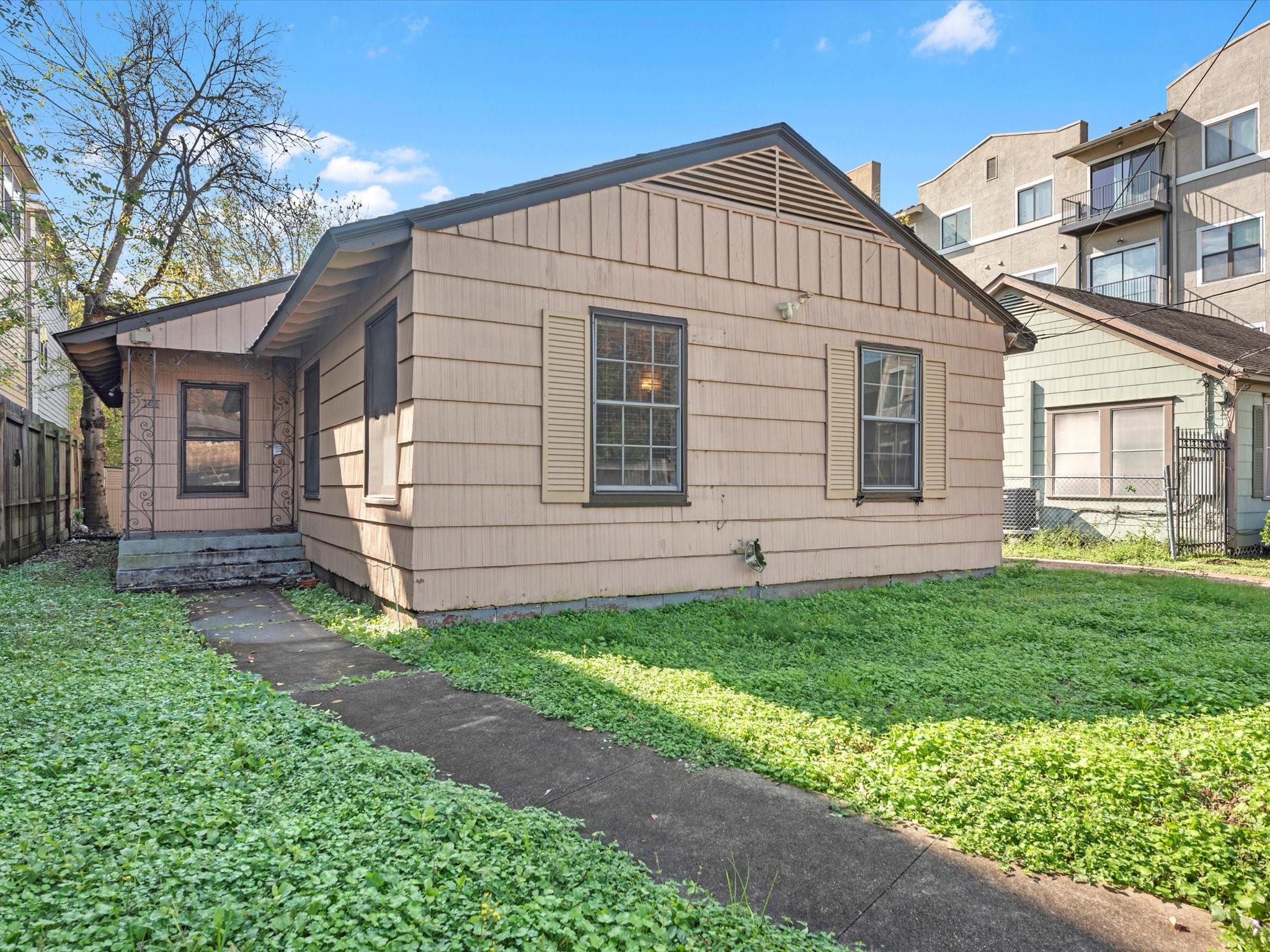 2406 Charleston Street