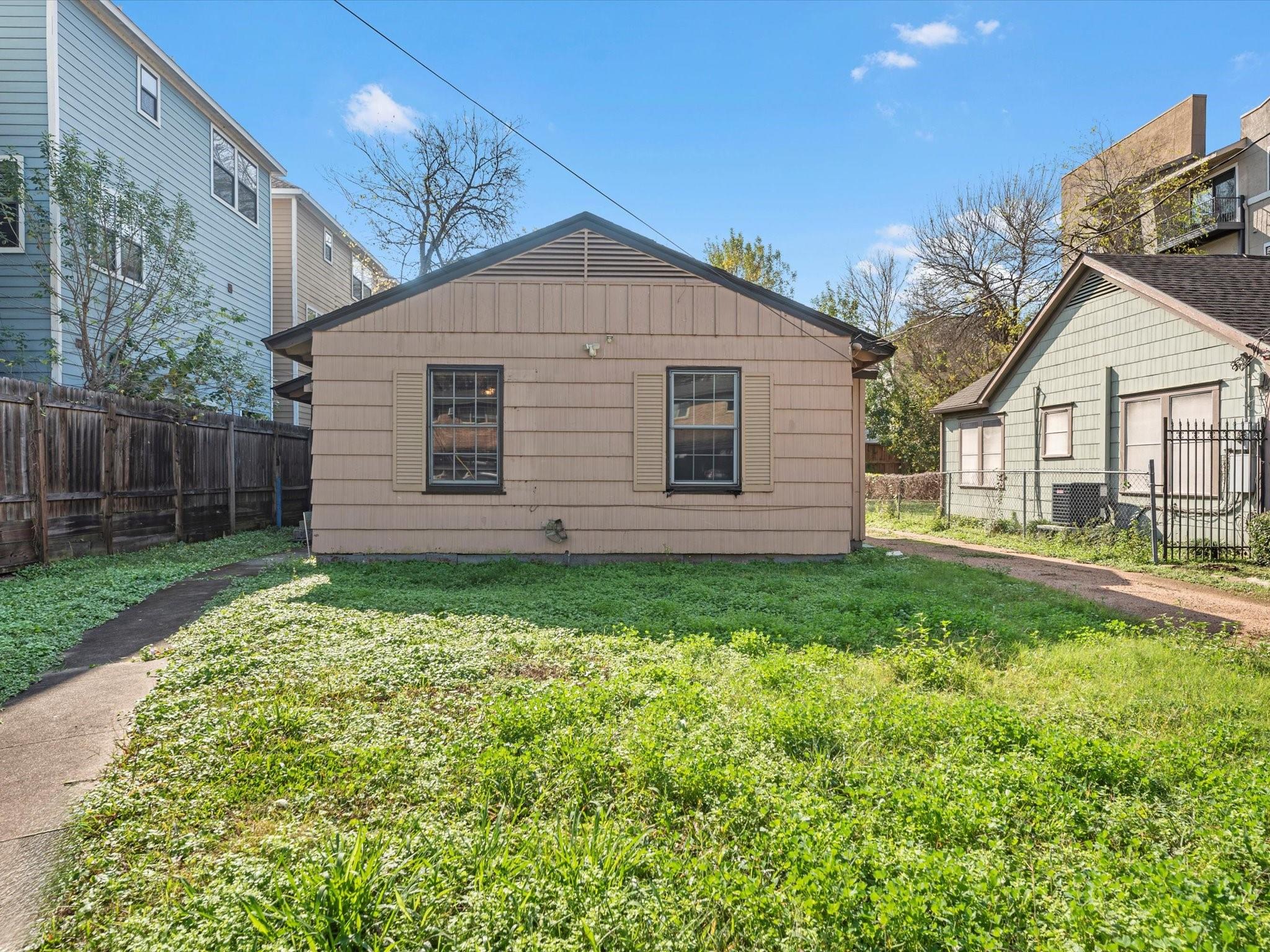 2406 Charleston Street