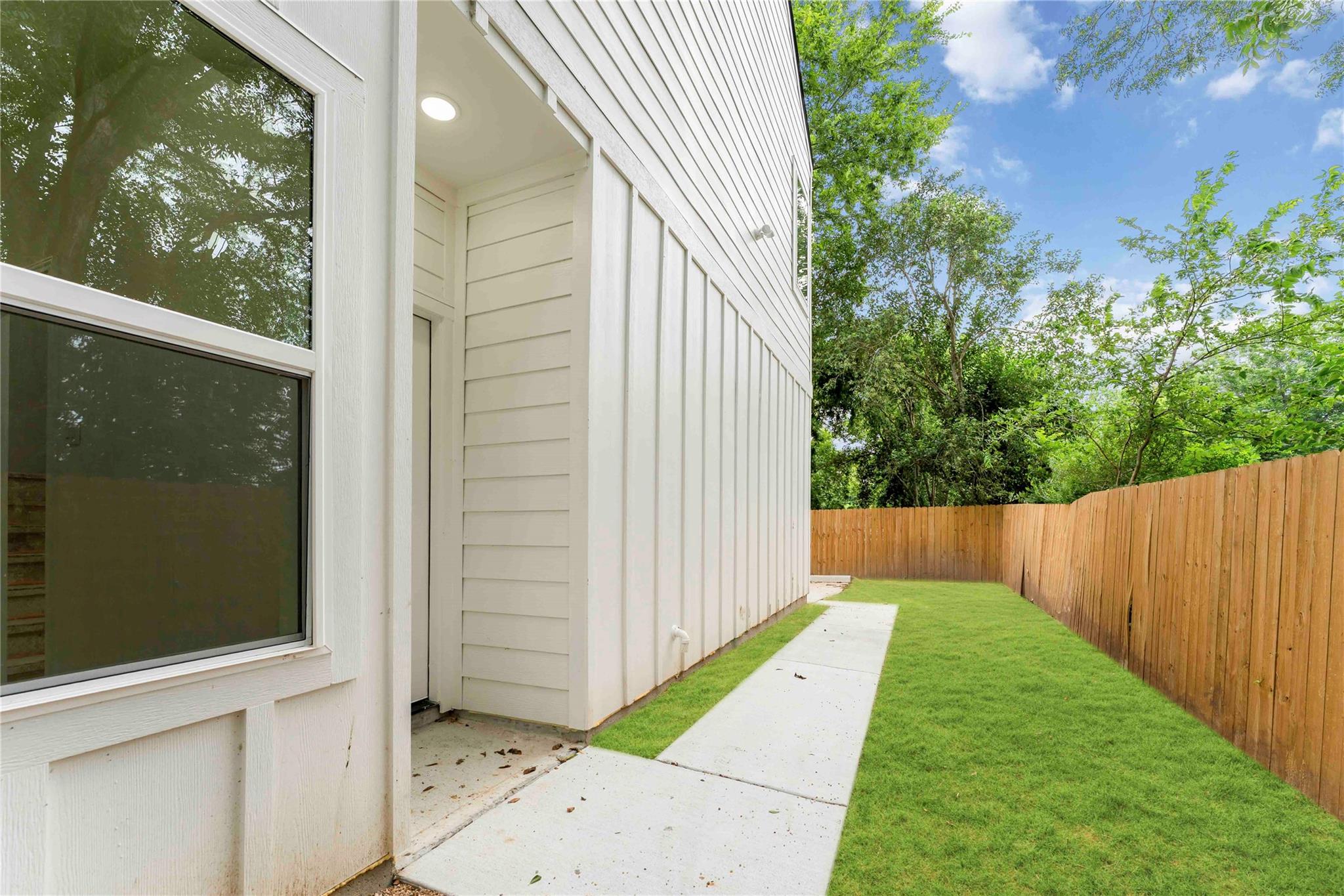 5109 Mallow Street Unit: A/B