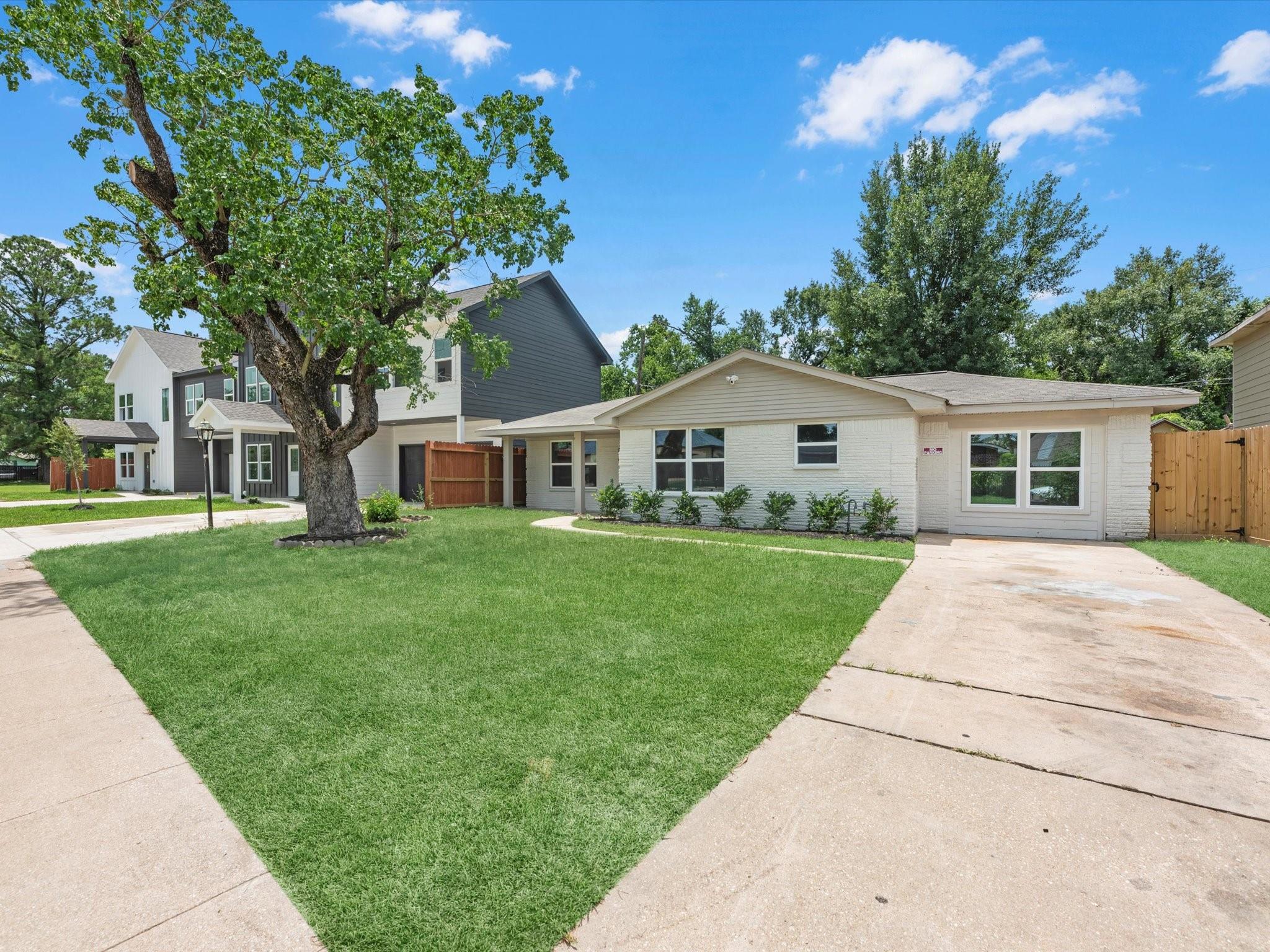 2515 Garapan Street