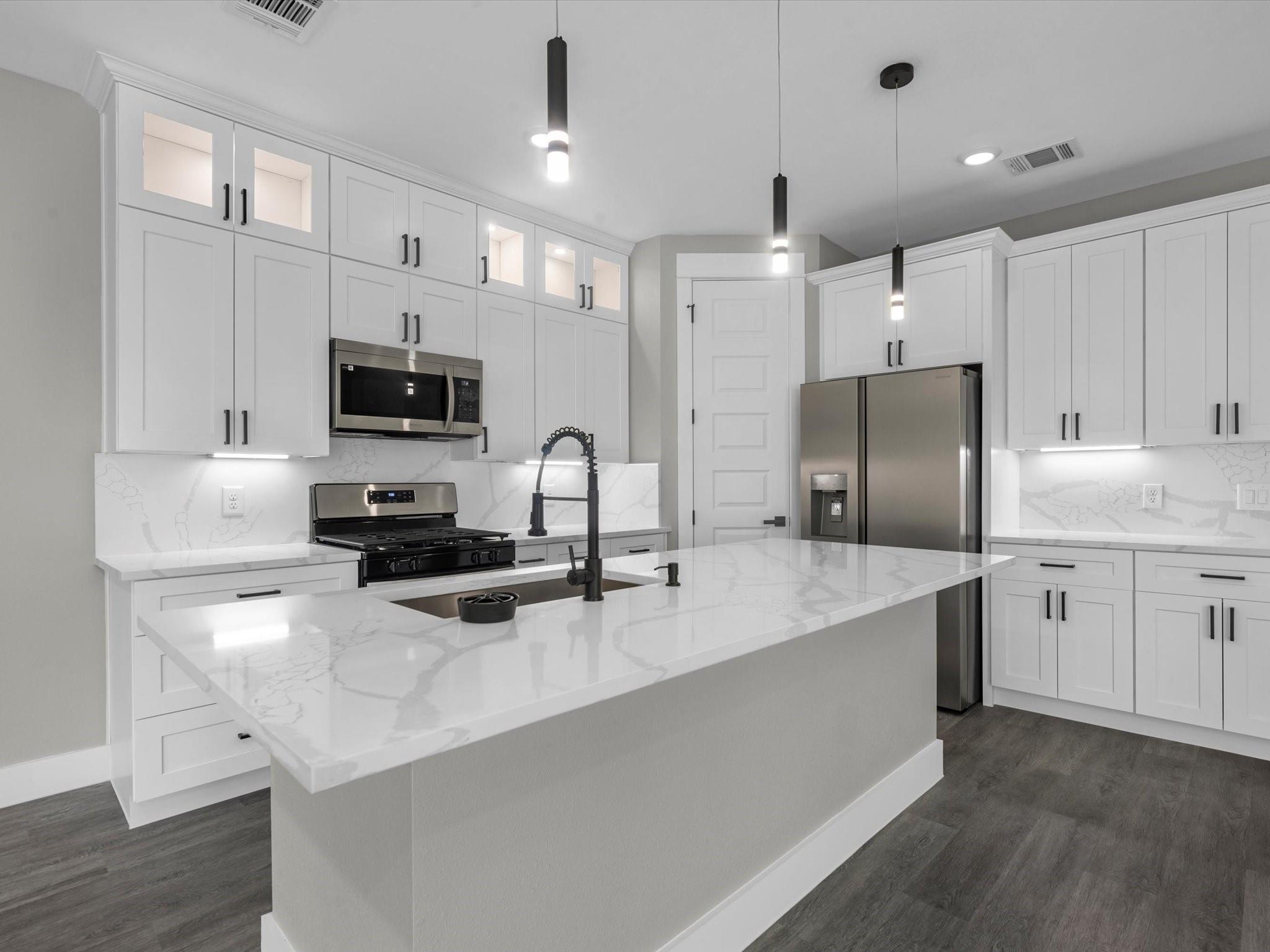 8013 Moon Beam Street Unit: A/B