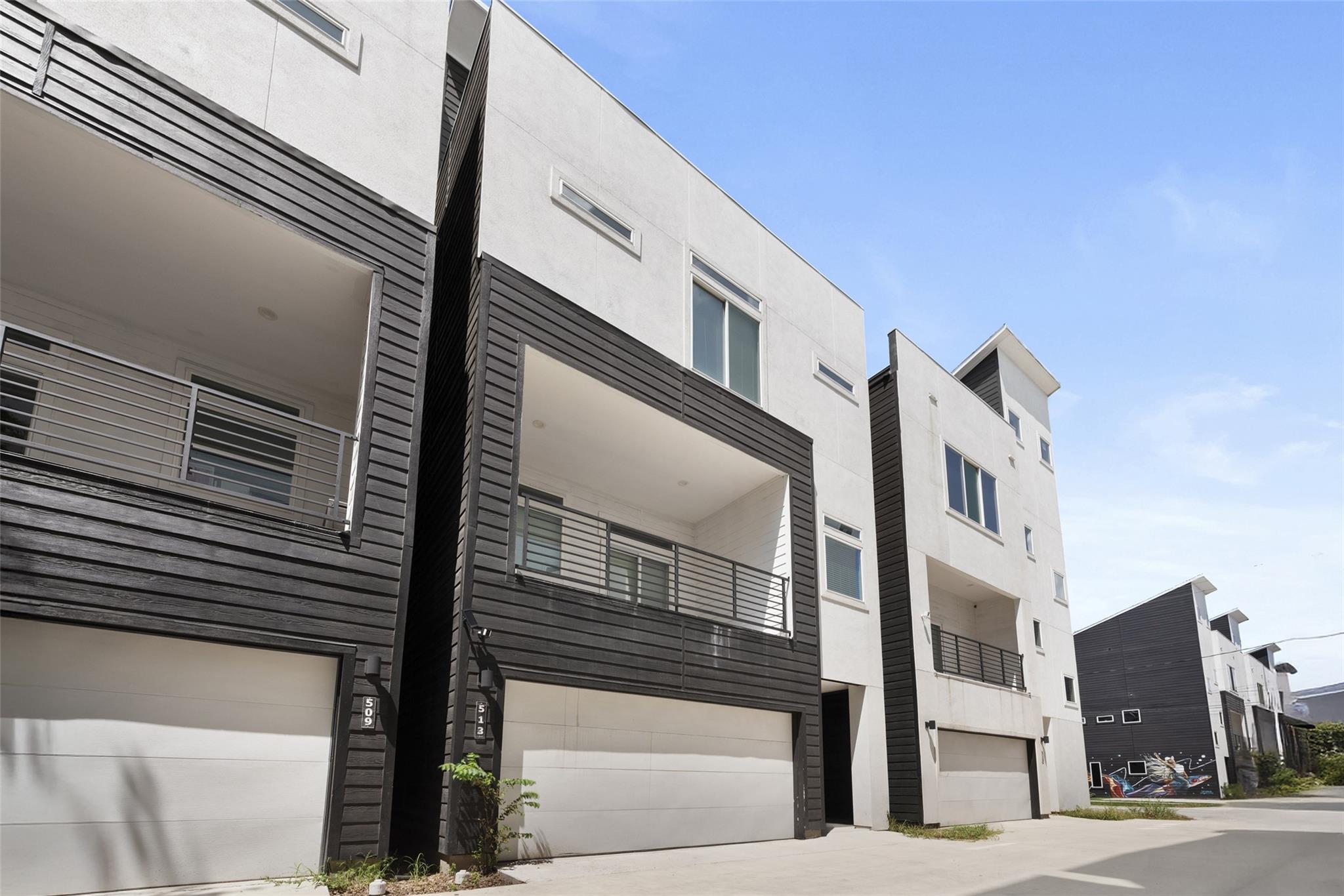 513 Schweikhardt Street