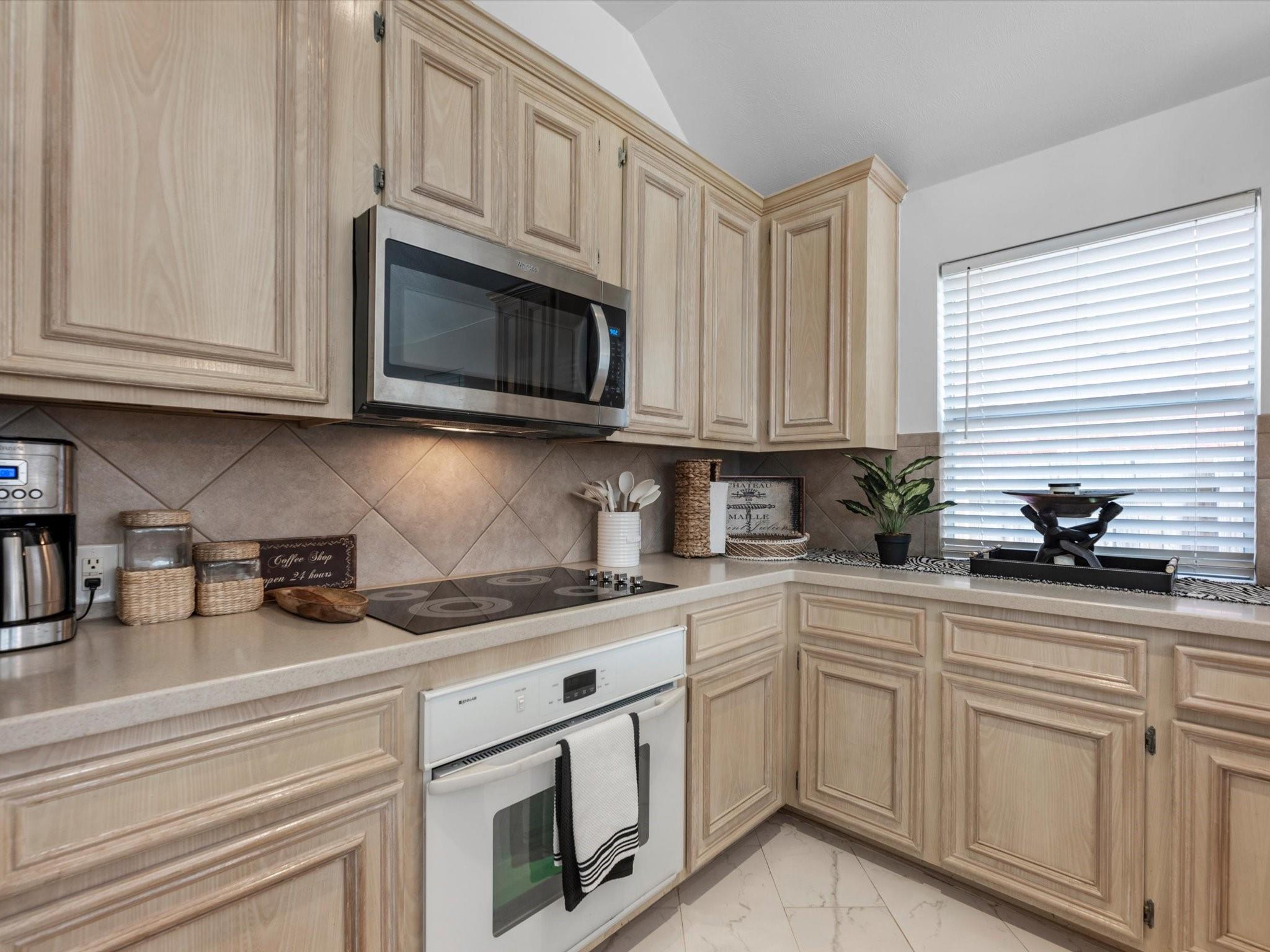 5805 Windy Knoll Lane