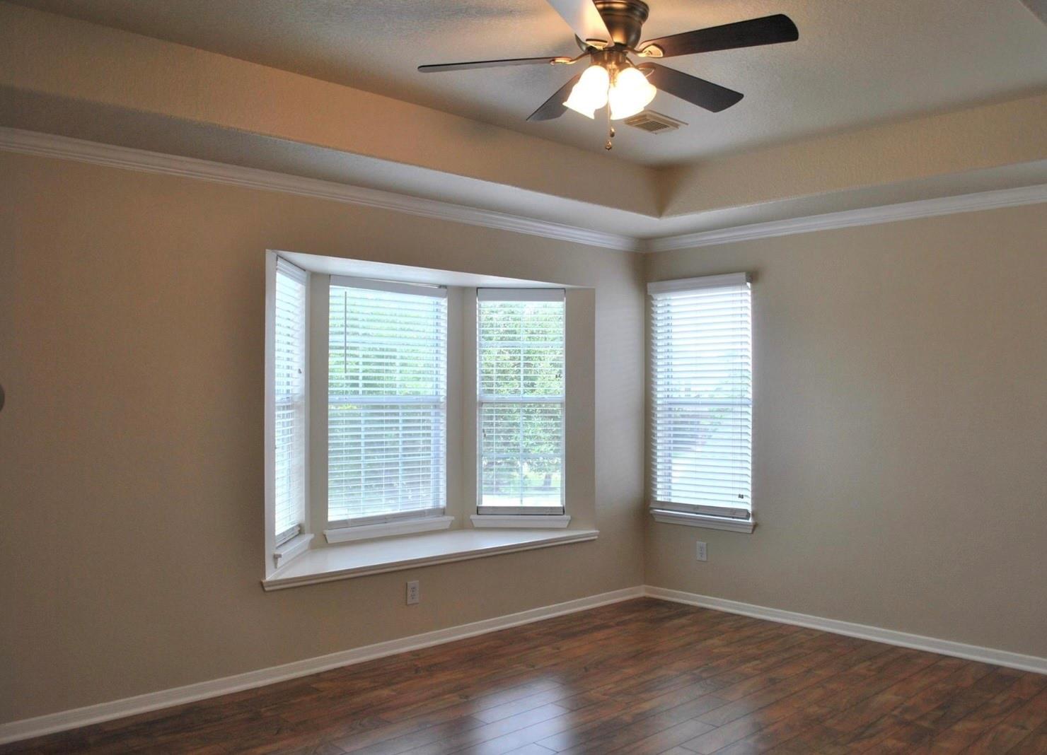 19438 Juniper Vale Circle