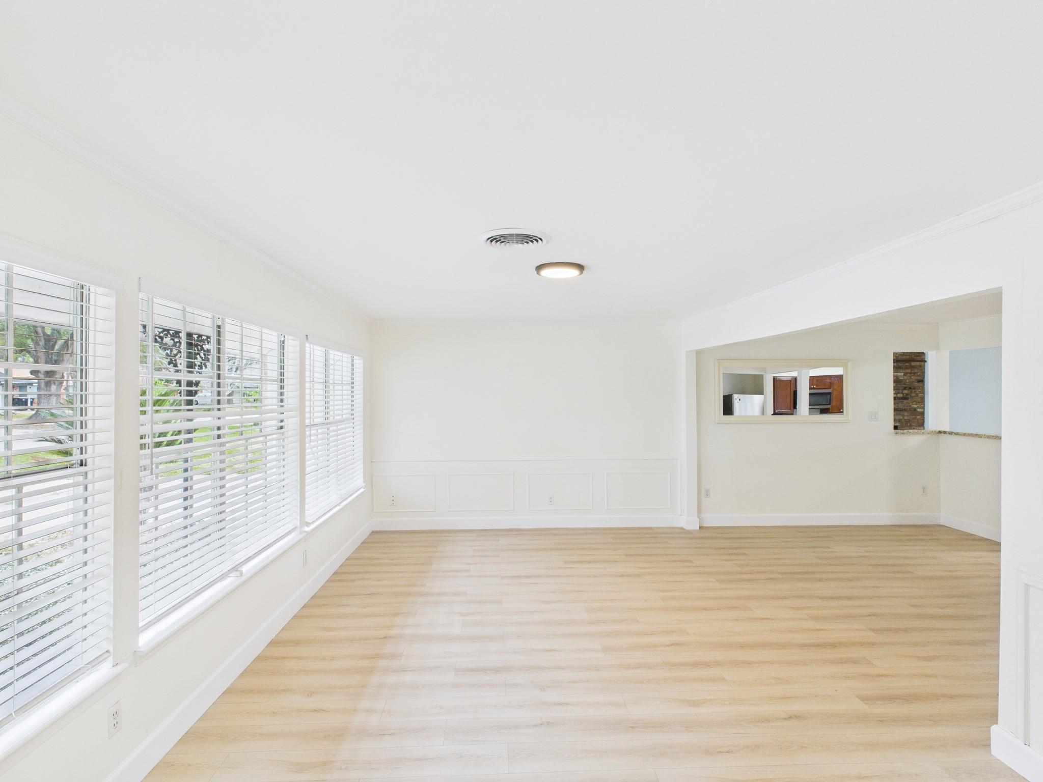 9526 Meadowcroft Drive