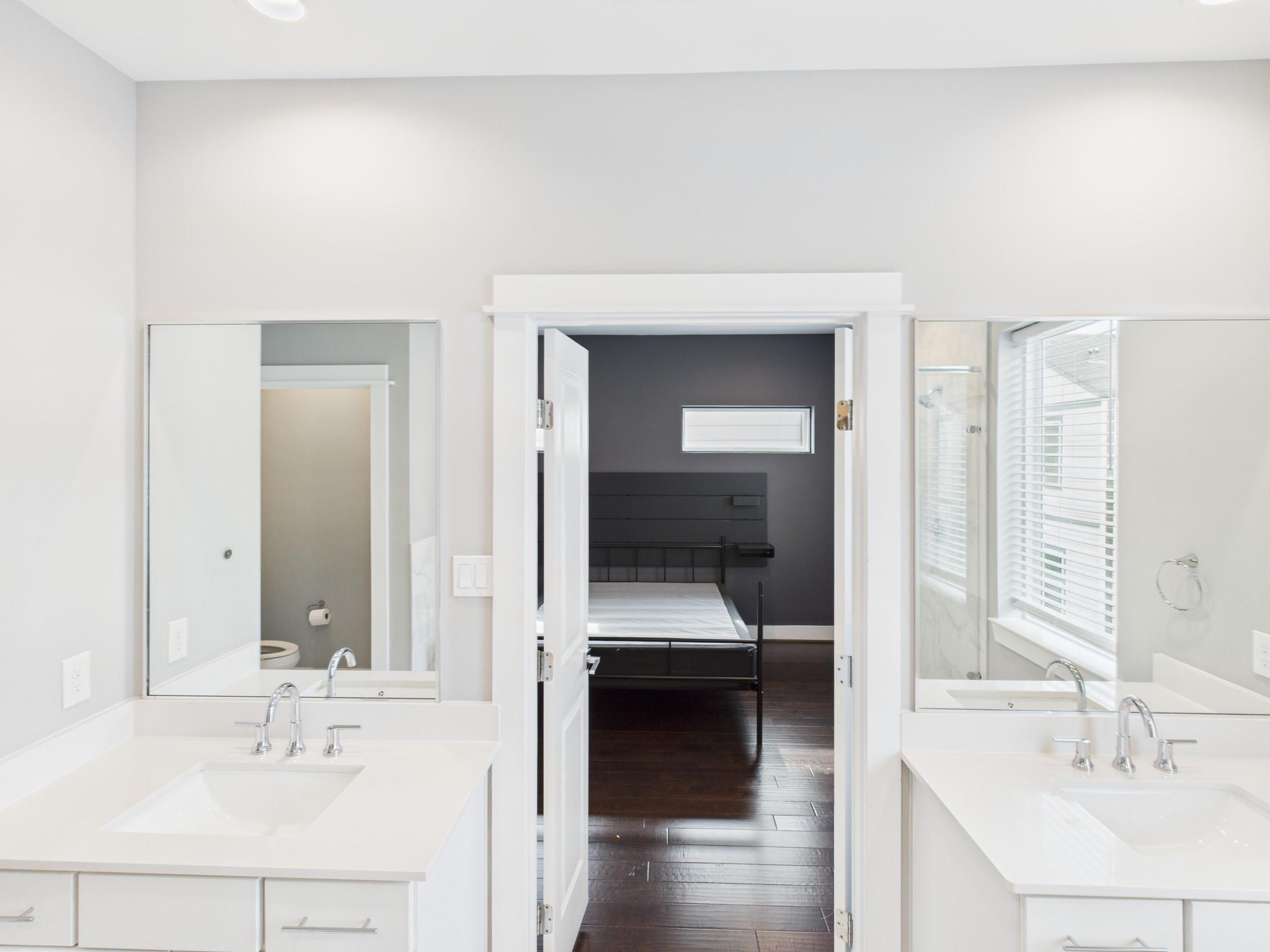 754 W Donovan Street