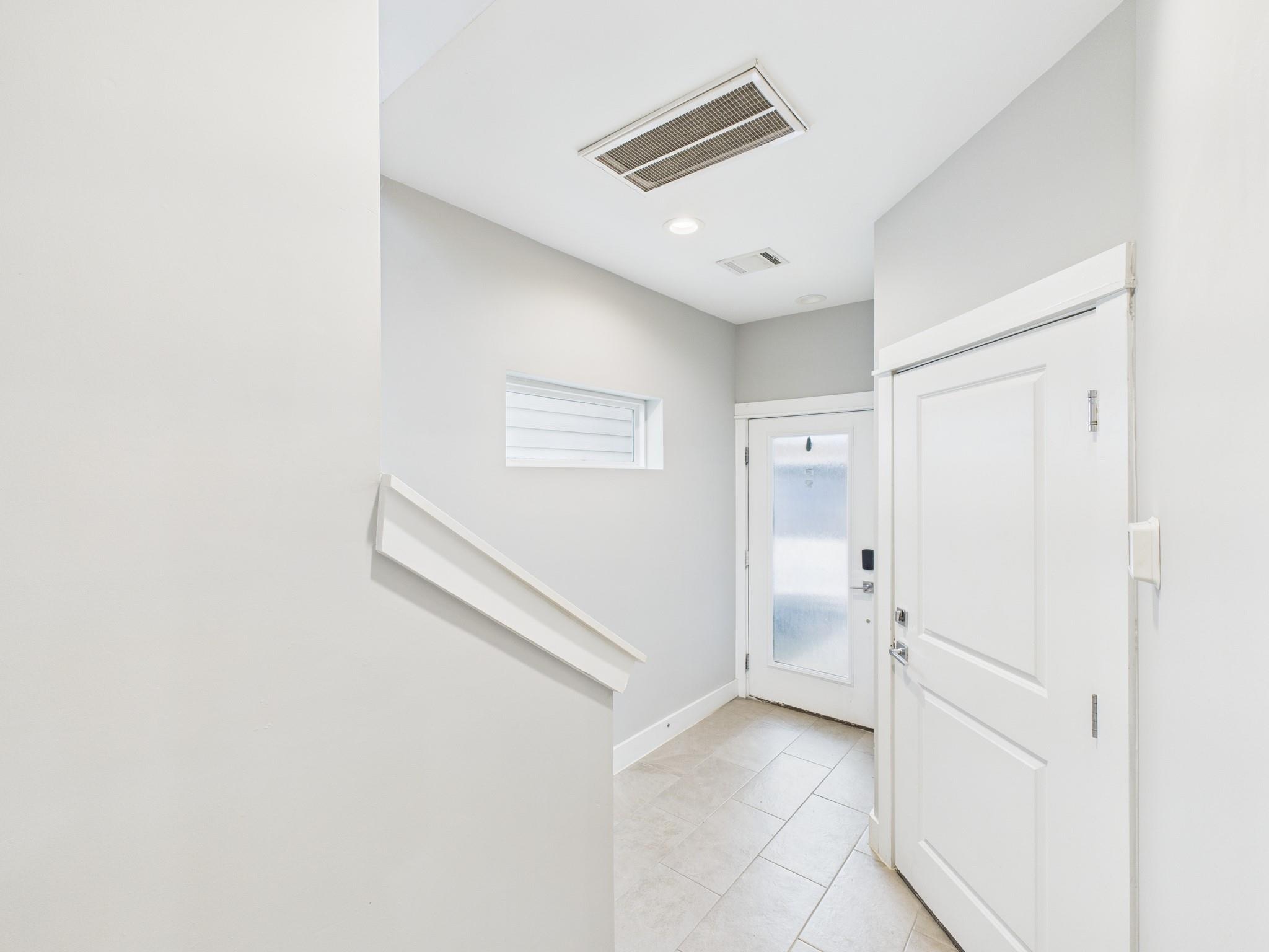 754 W Donovan Street