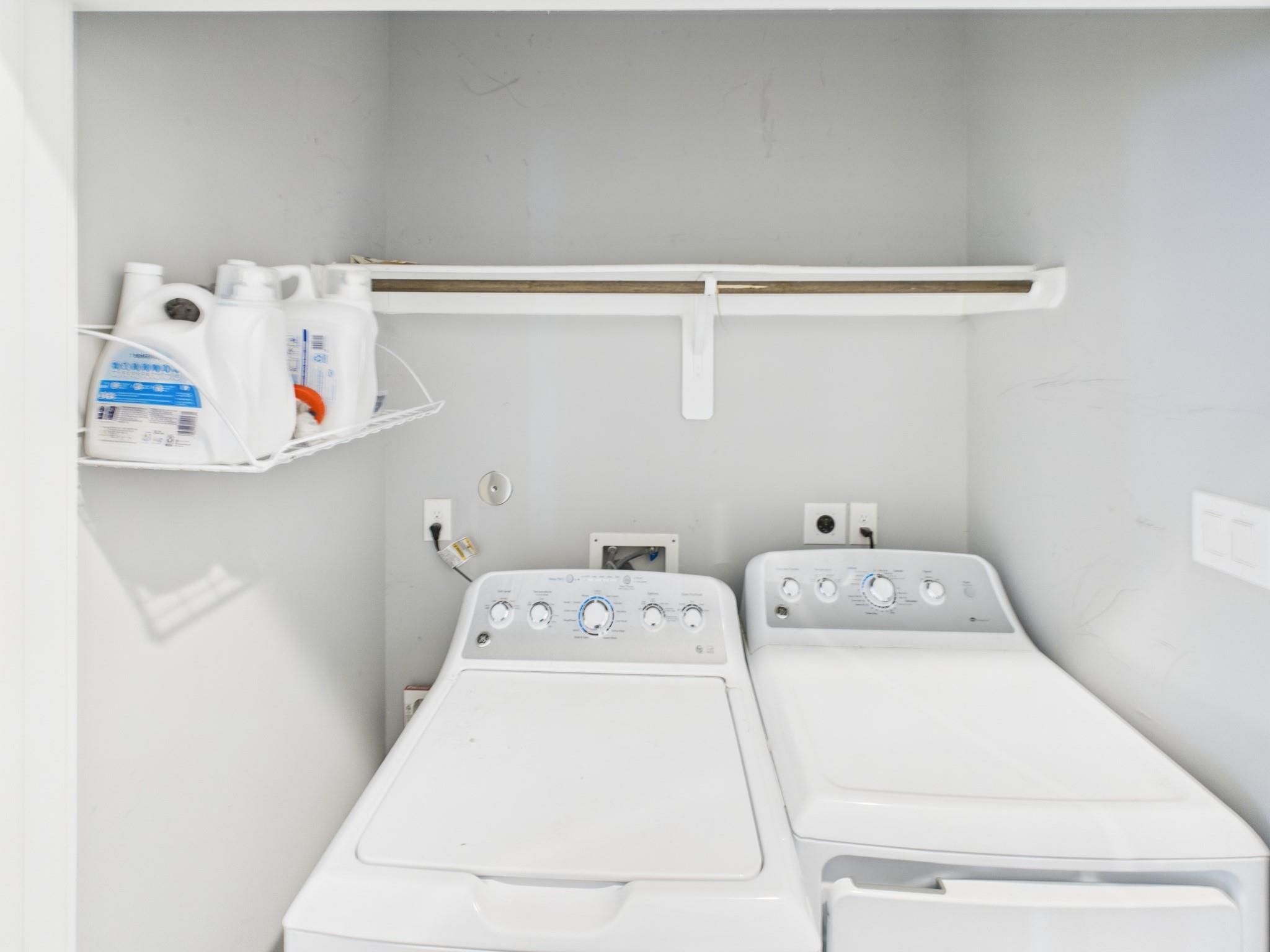 754 W Donovan Street