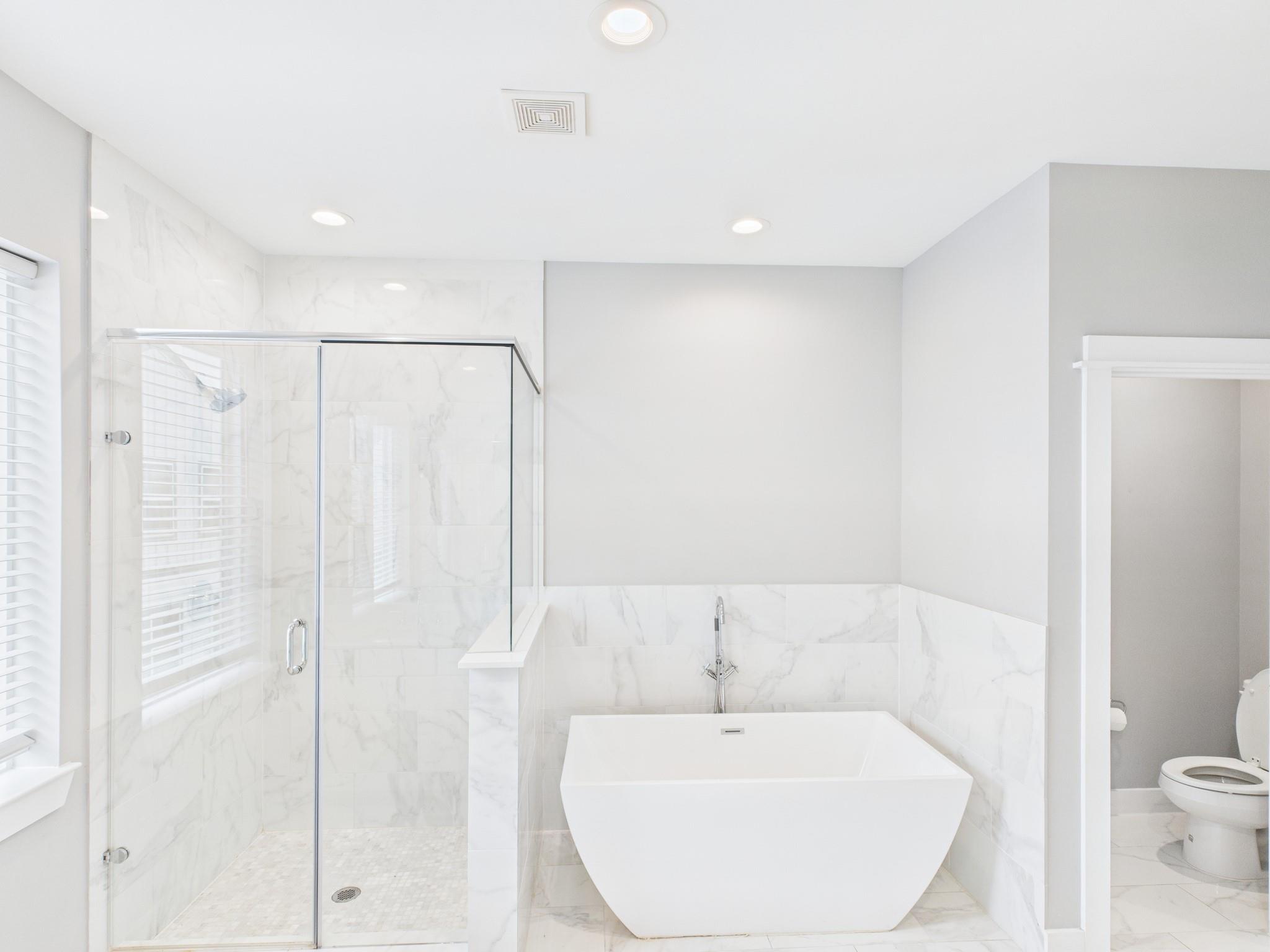 754 W Donovan Street