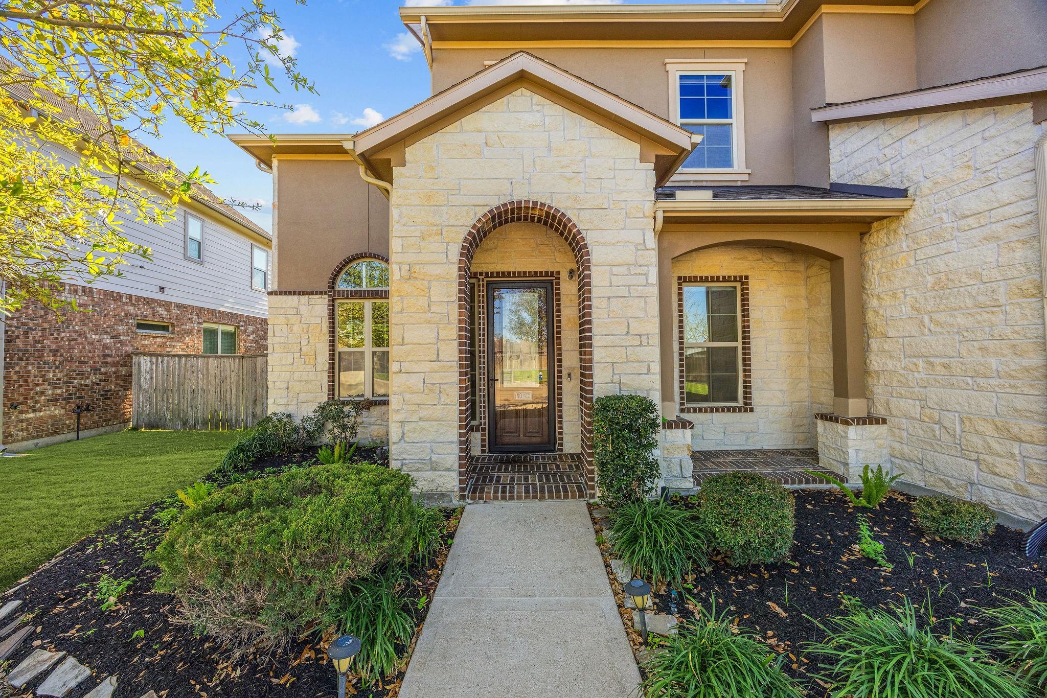 2504 Scarlett Trace