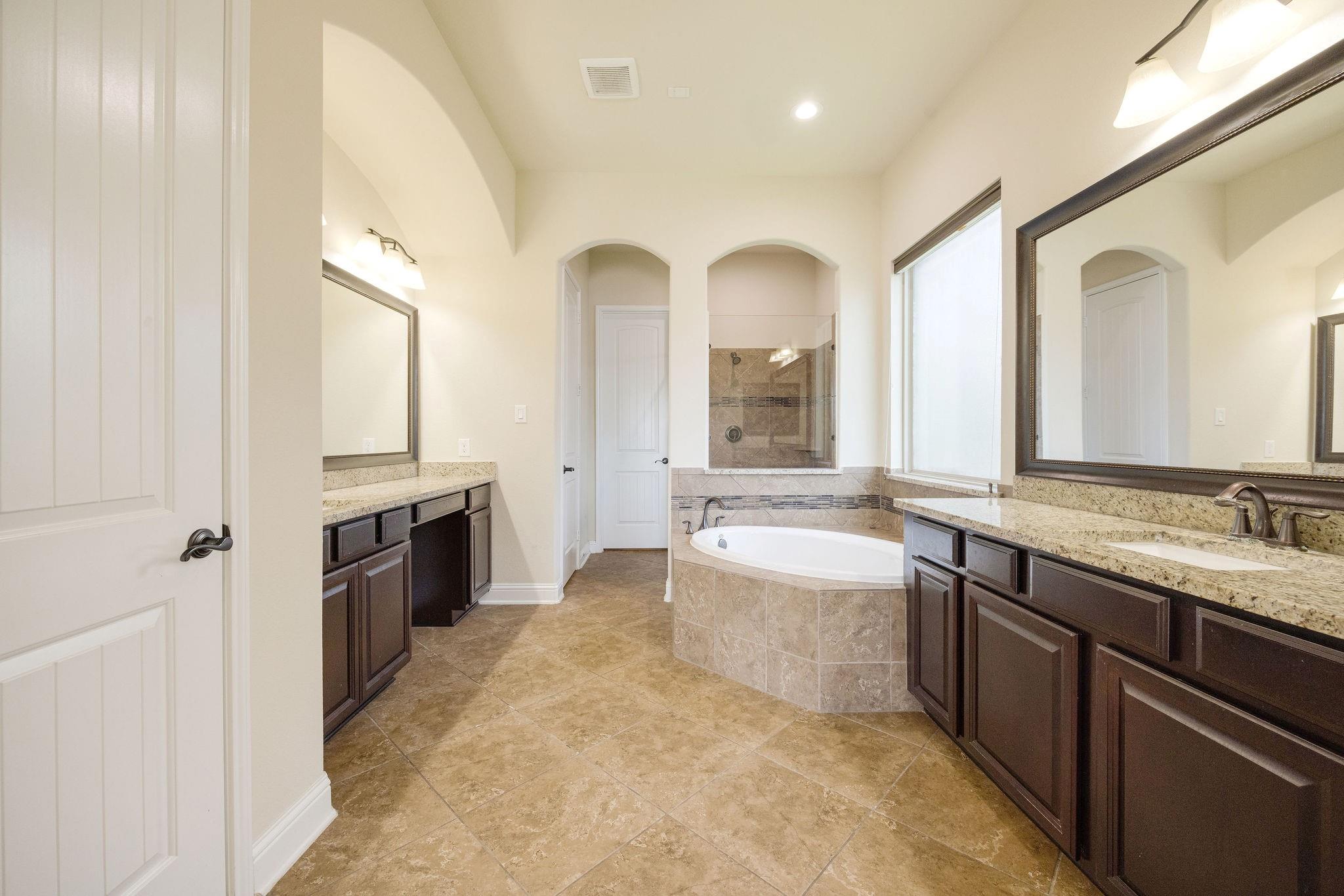 2504 Scarlett Trace
