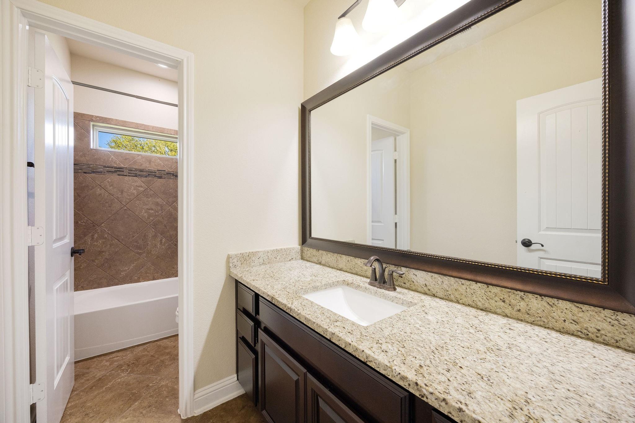 2504 Scarlett Trace