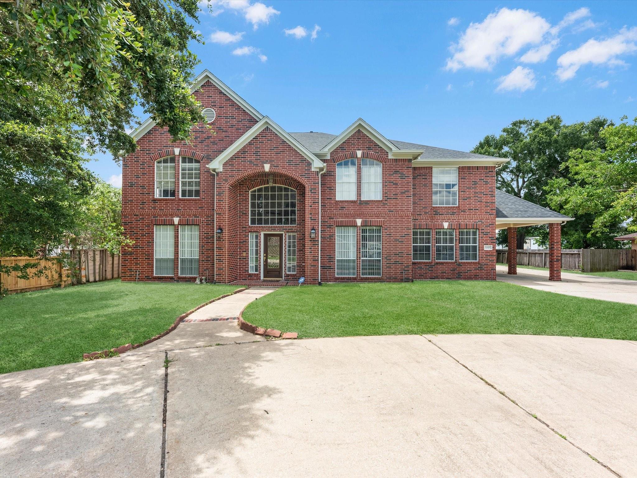 5005 Meadowlark Lane