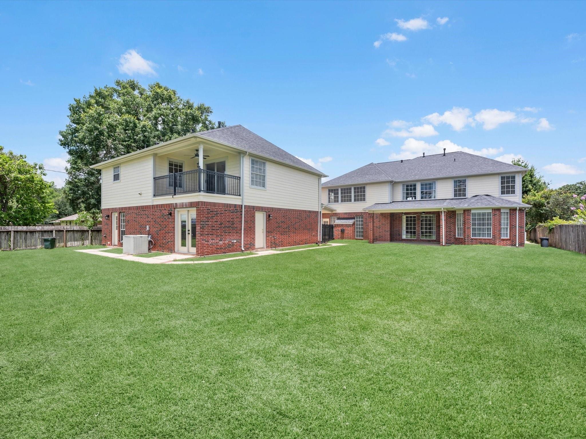 5005 Meadowlark Lane