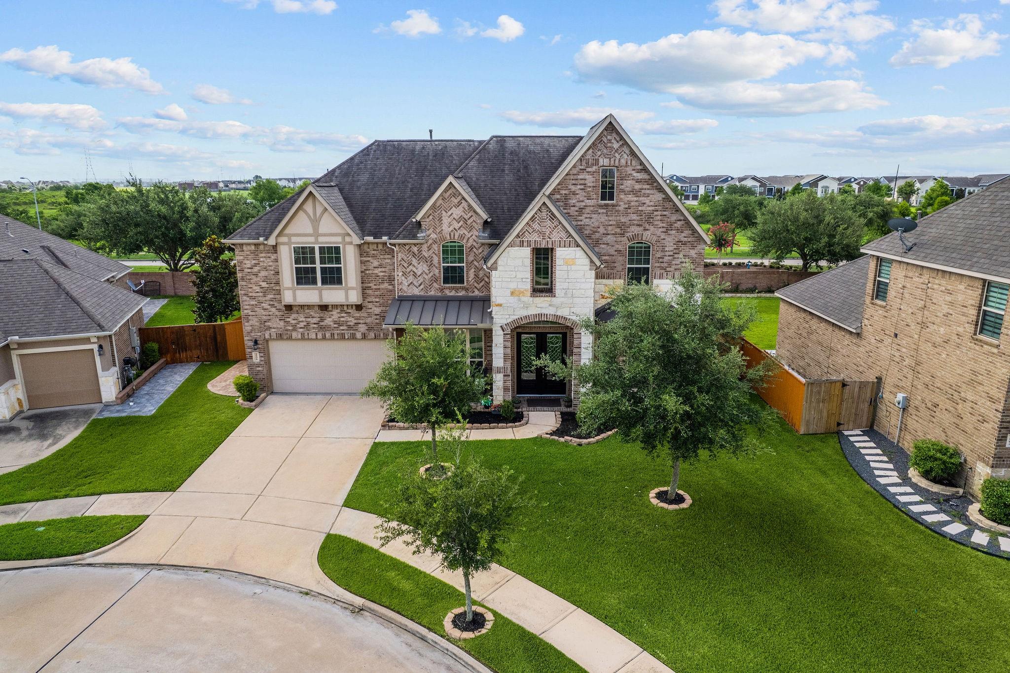 5806 Eden Crest Court