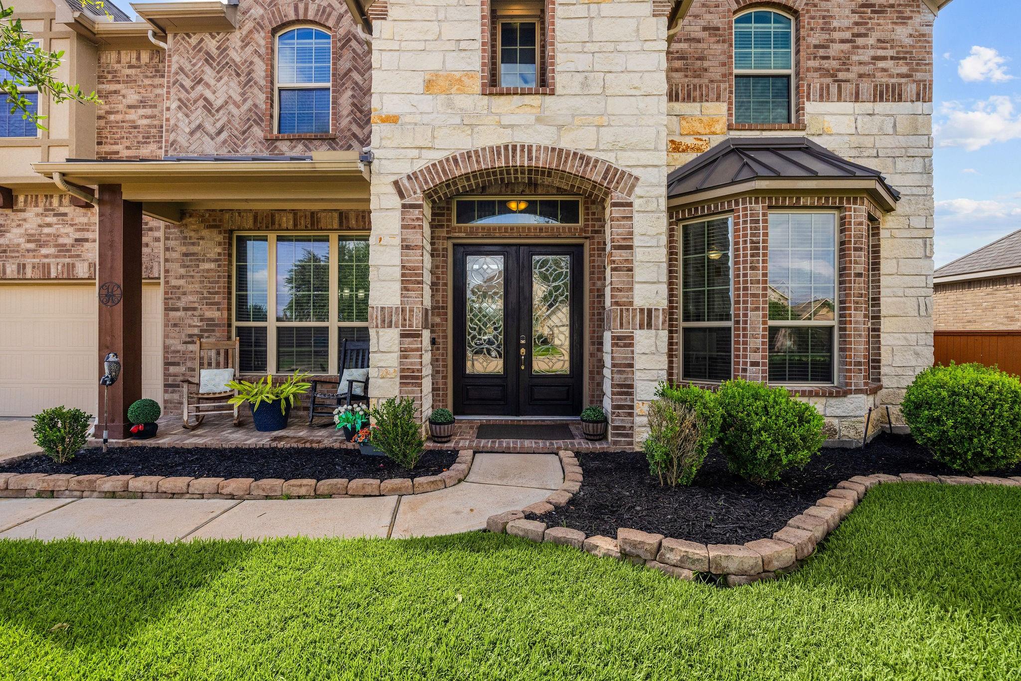 5806 Eden Crest Court