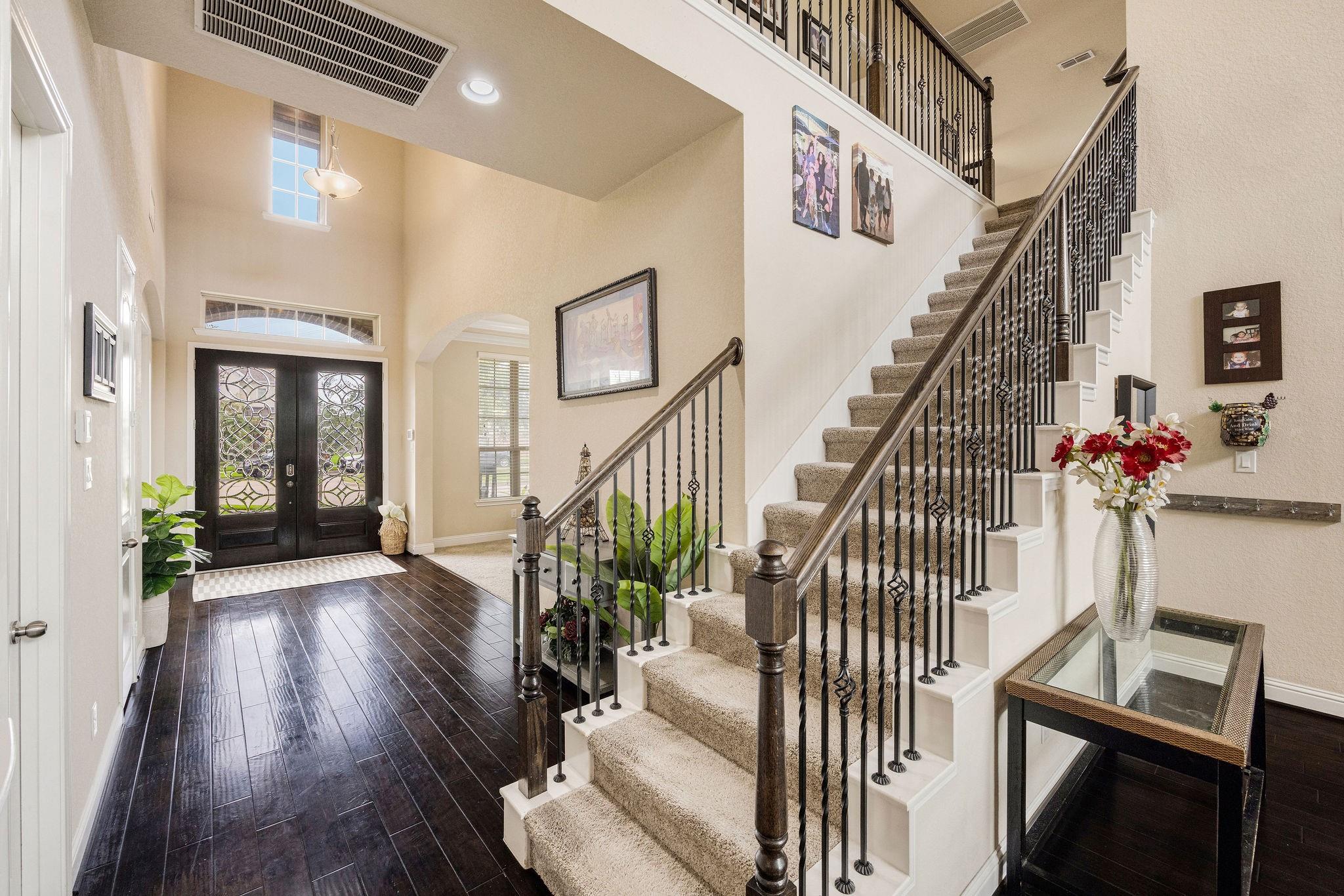 5806 Eden Crest Court