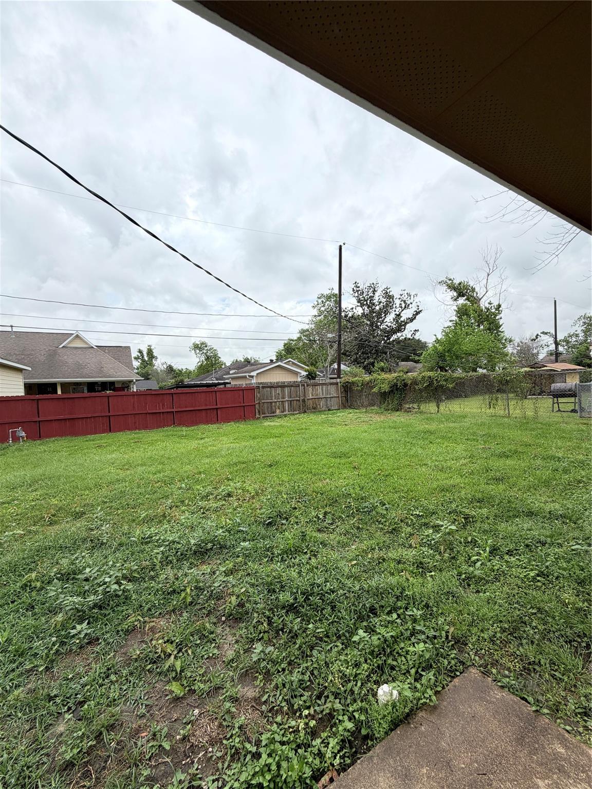 10319 Dunvegan Way