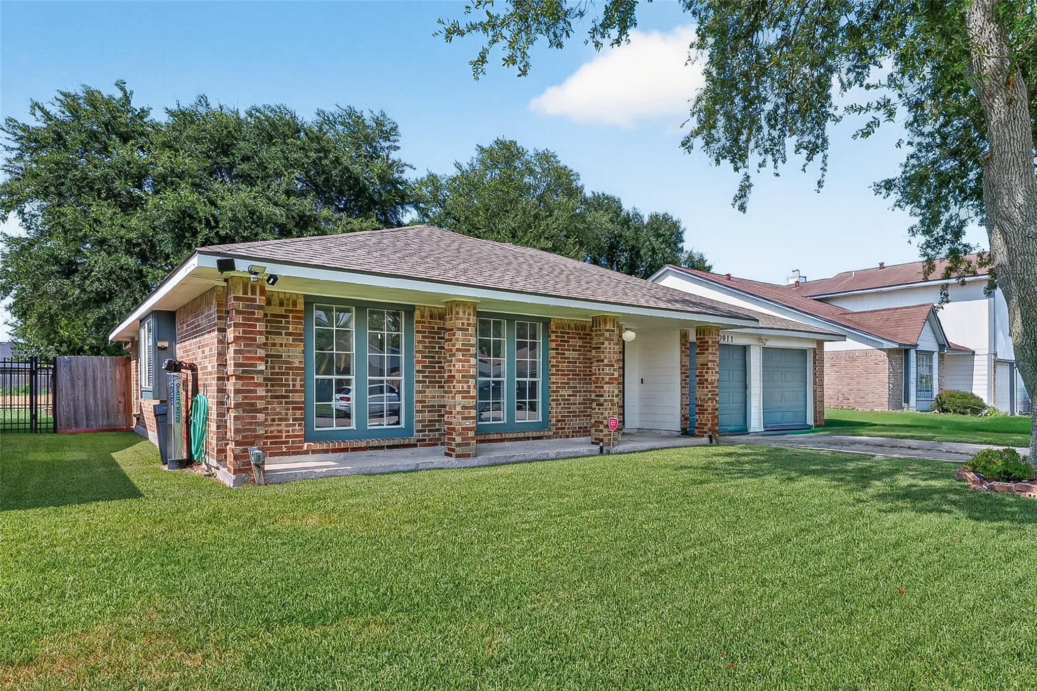 10911 Pecan Drive