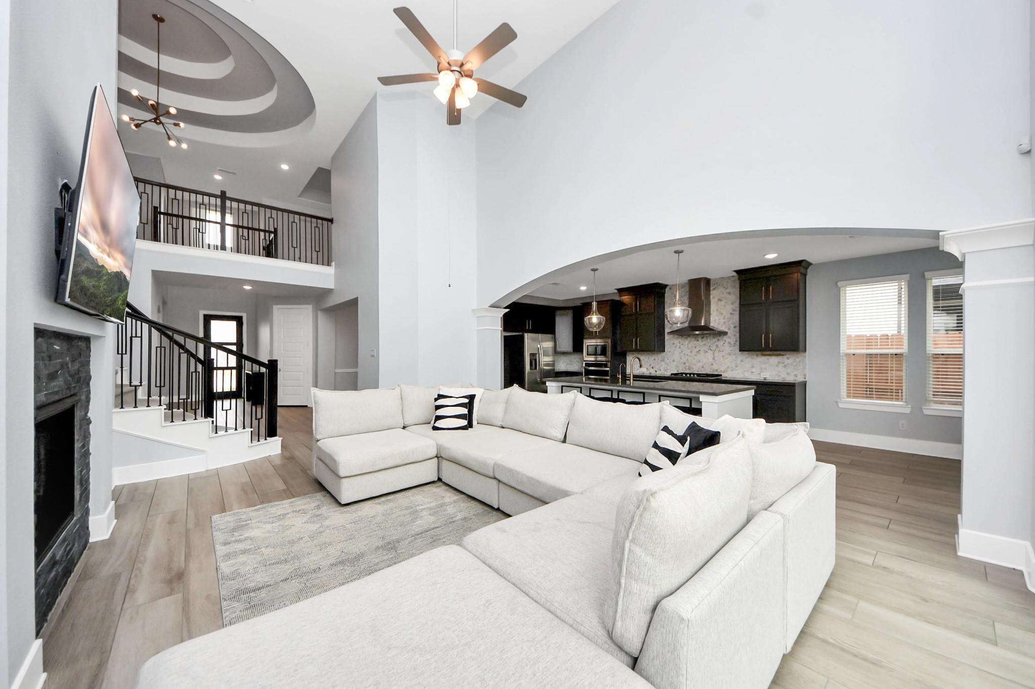 23918 Primrose Garden Road