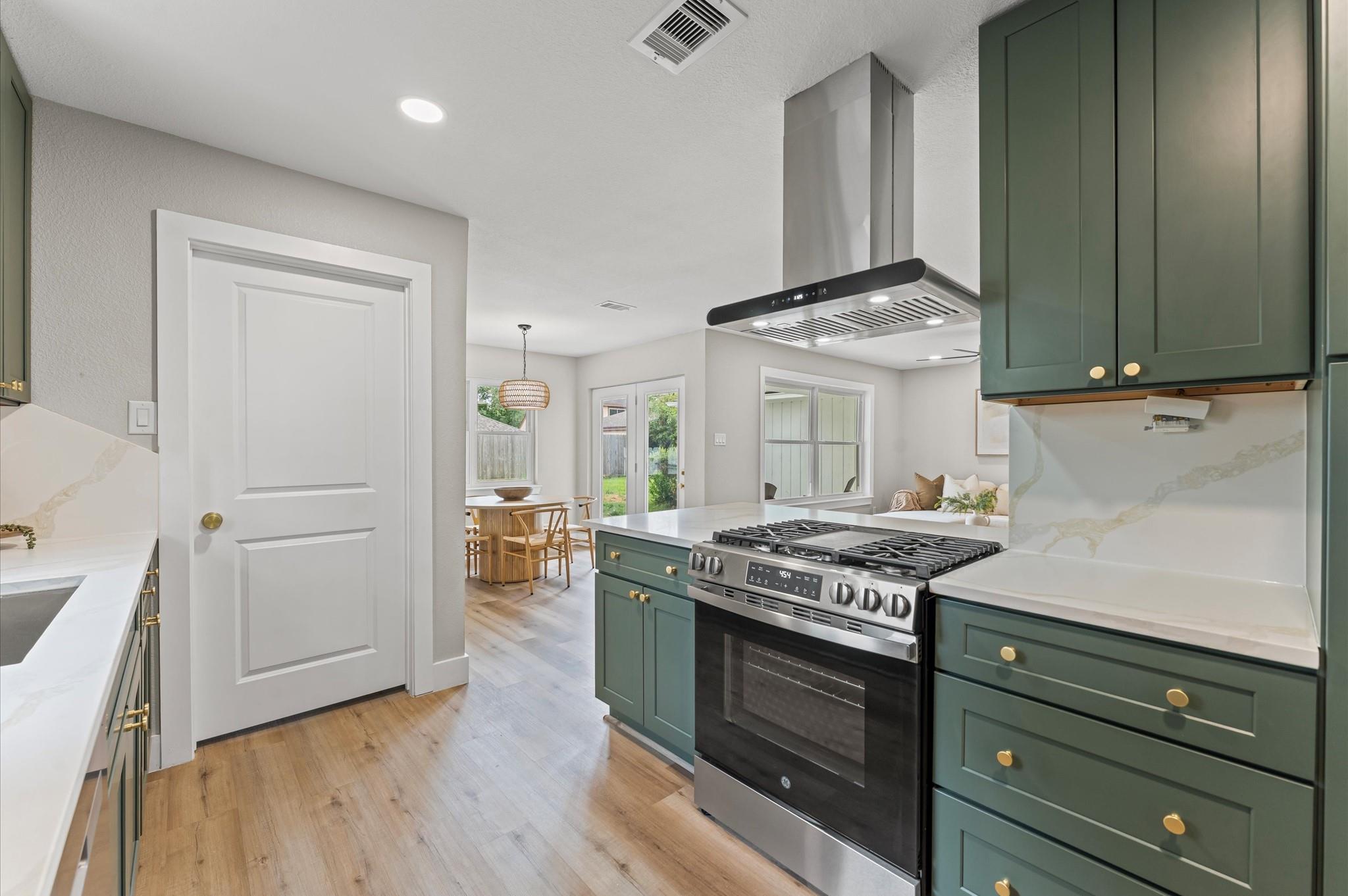 2306 Eaglerock Drive