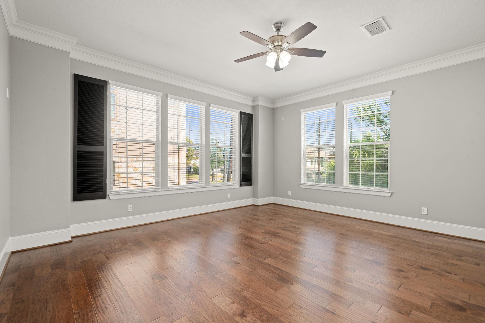 6703 Highclere Manor Lane