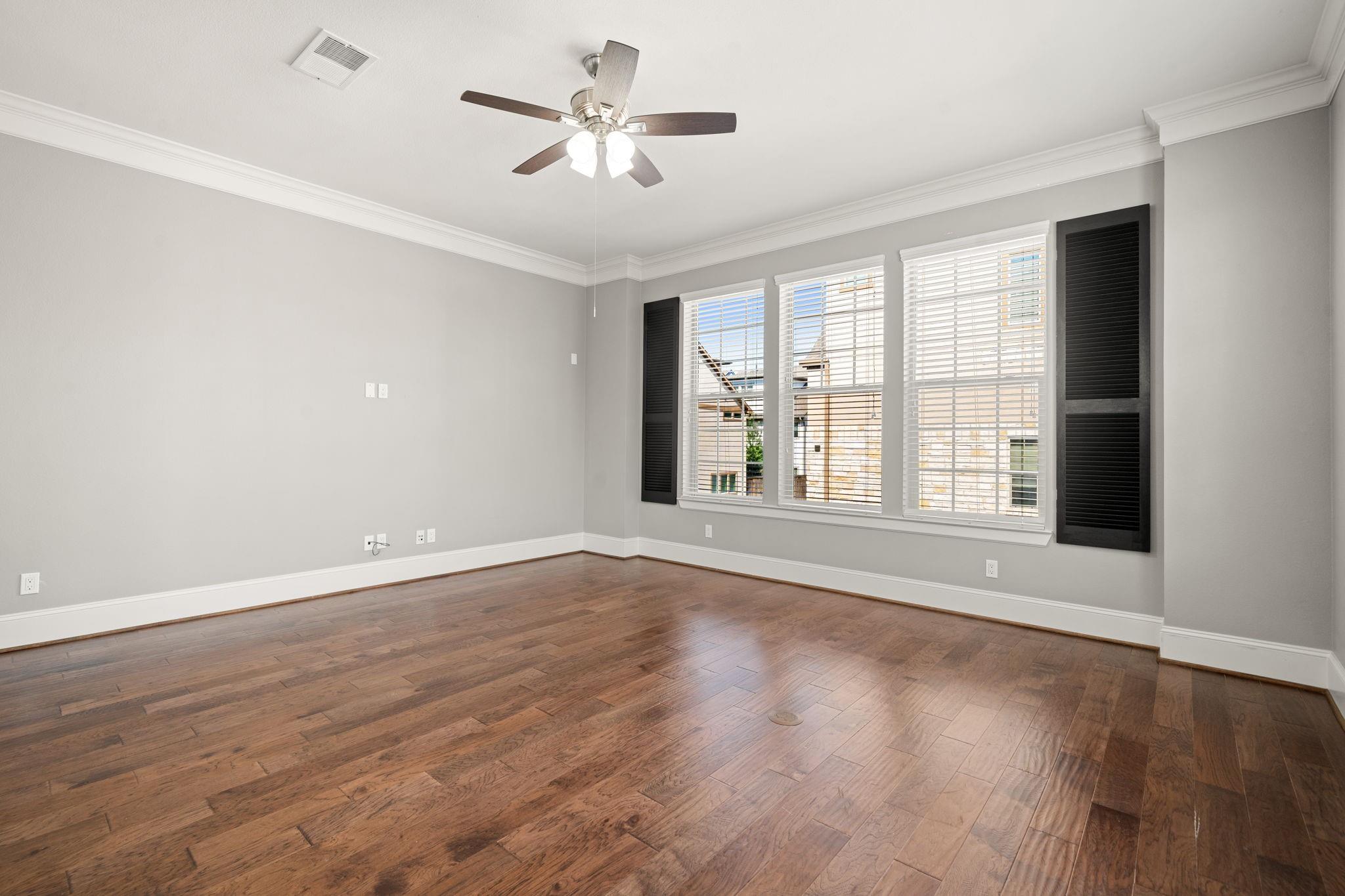 6703 Highclere Manor Lane