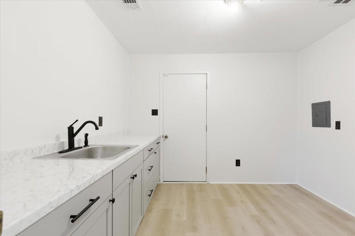 2103 Southwick Street