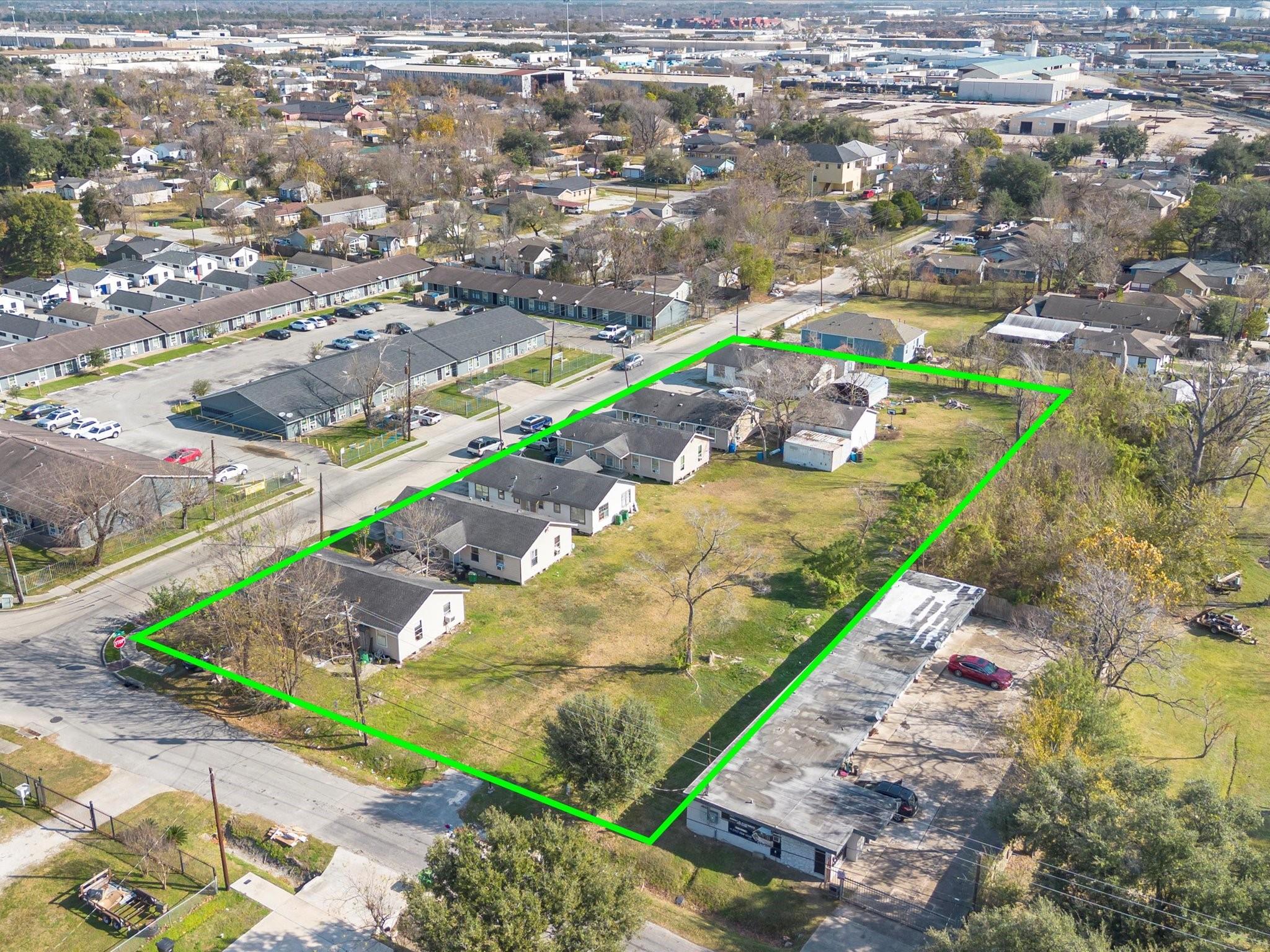 6002 Collingsworth Street