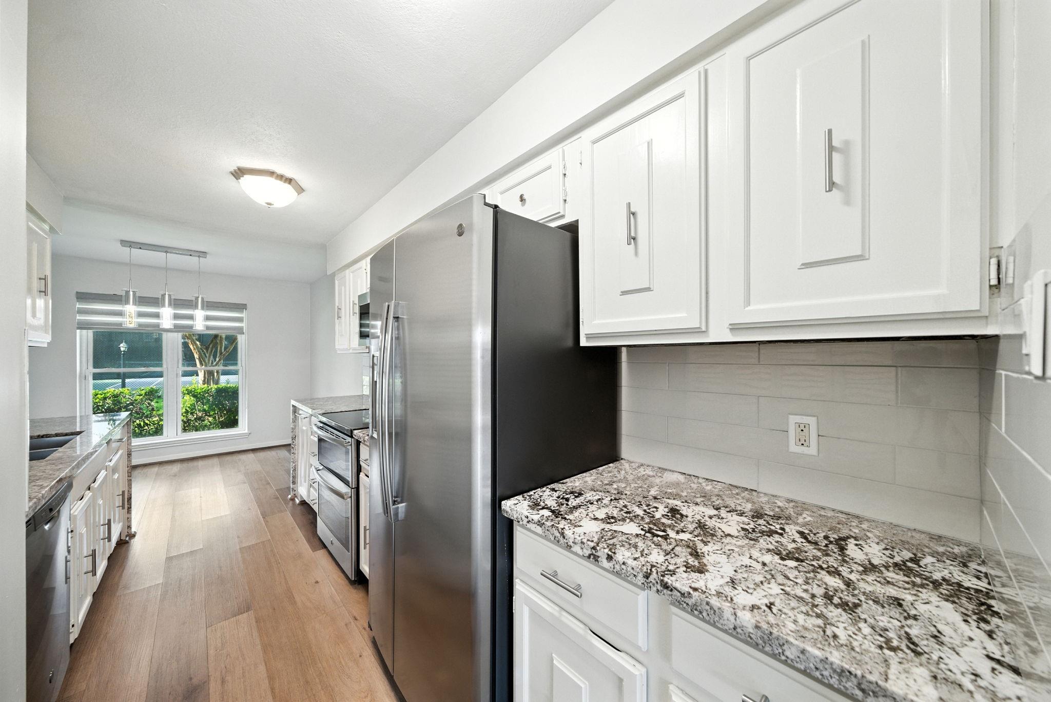 10333 Longmont Drive Unit: 35/3