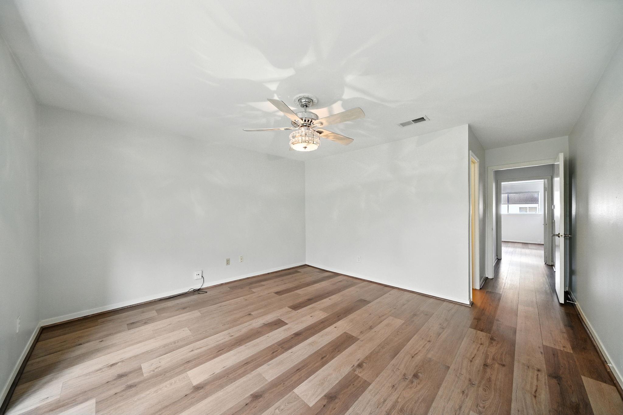 10333 Longmont Drive Unit: 35/3