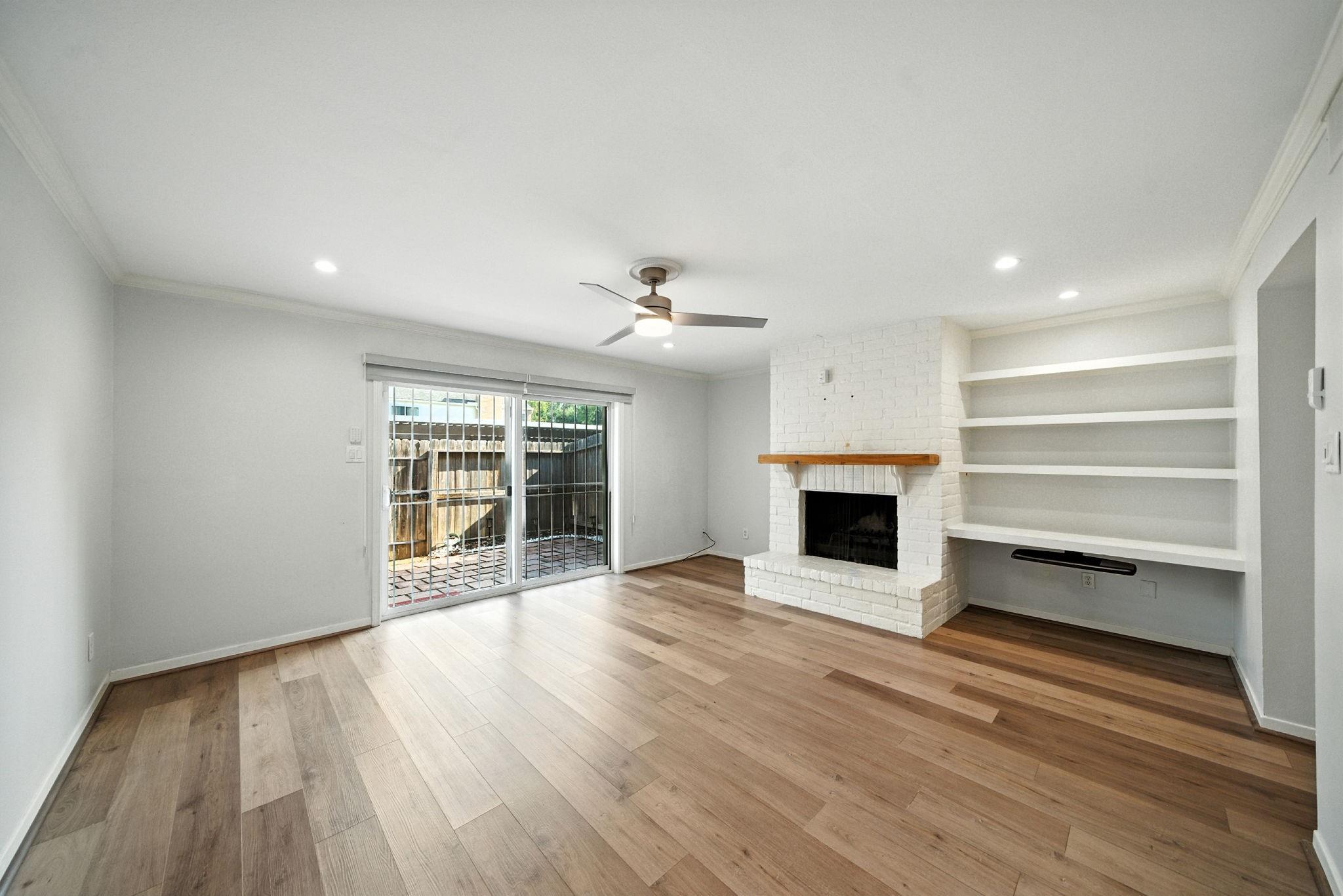 10333 Longmont Drive Unit: 35/3